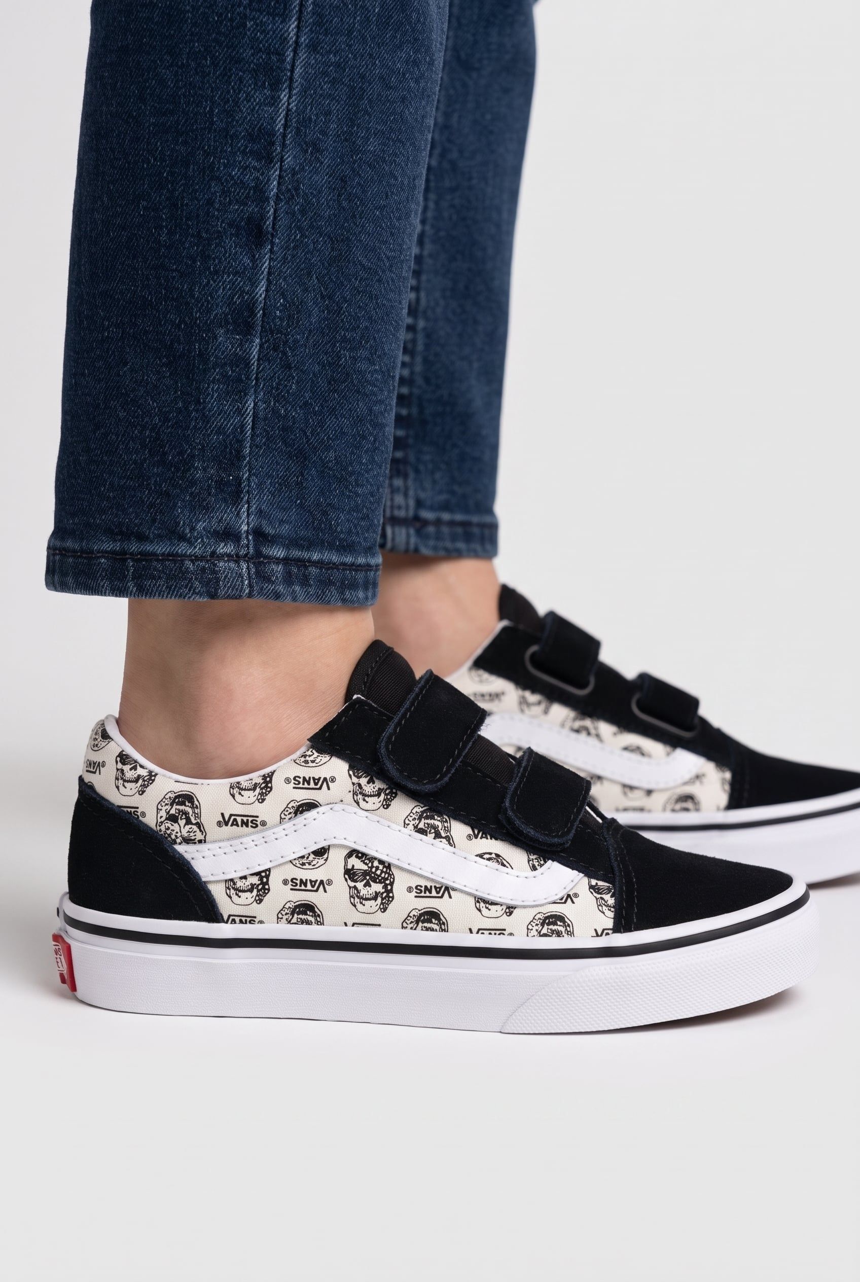 YOUTH UNISEX OLD SKOOL V WHITE 2