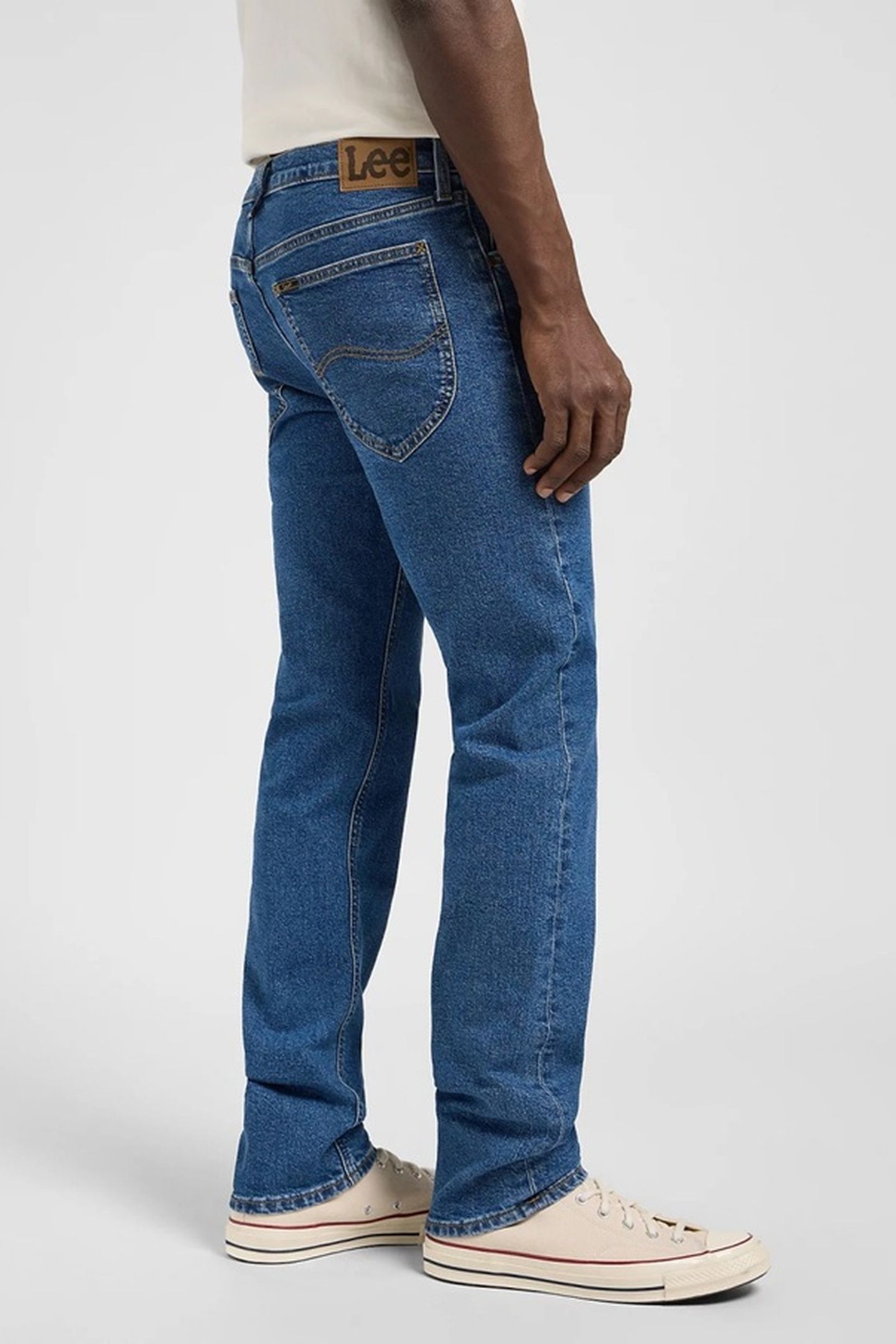DAREN BELMONT JEANS 4