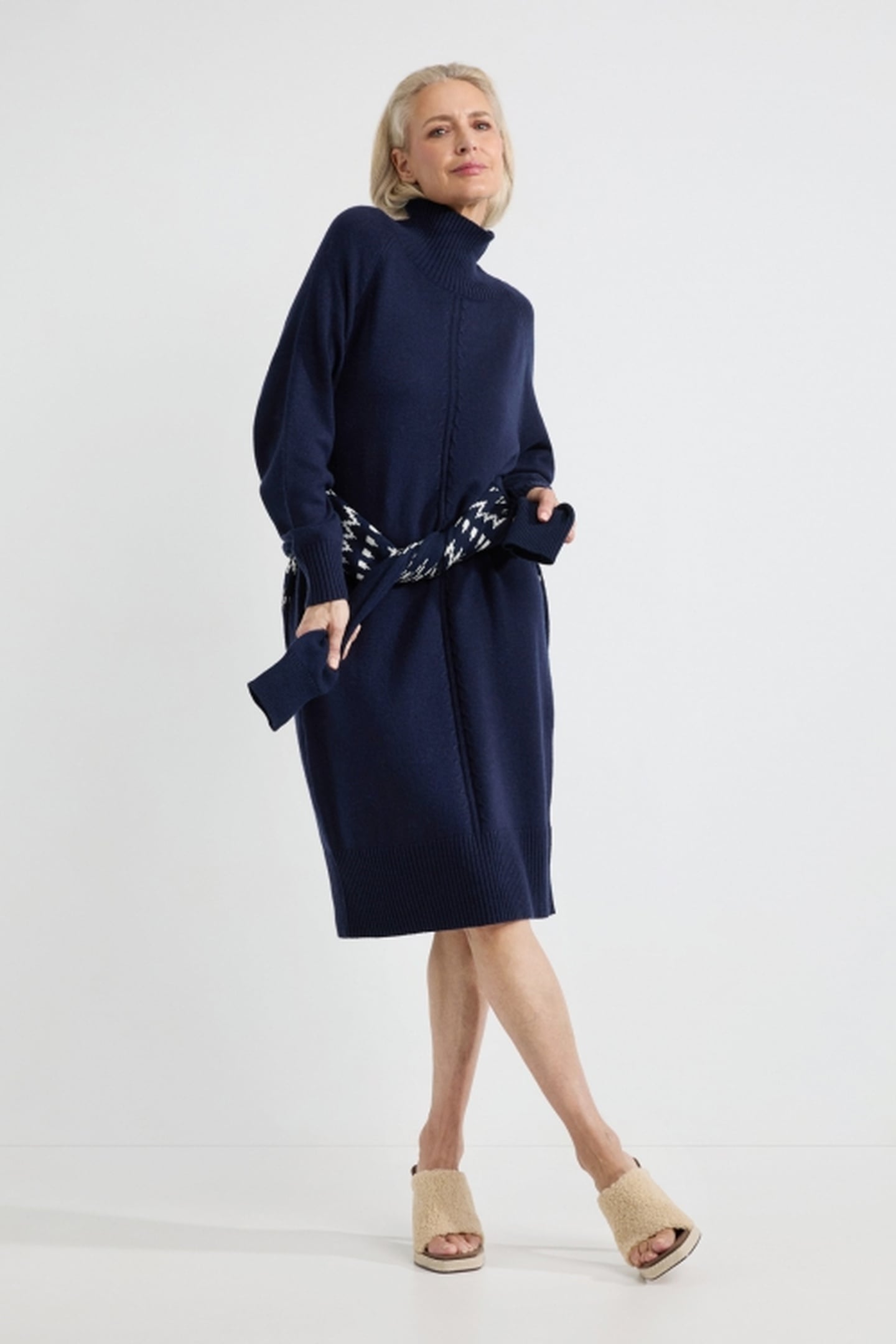 ANIKA DRESS NAVY 1