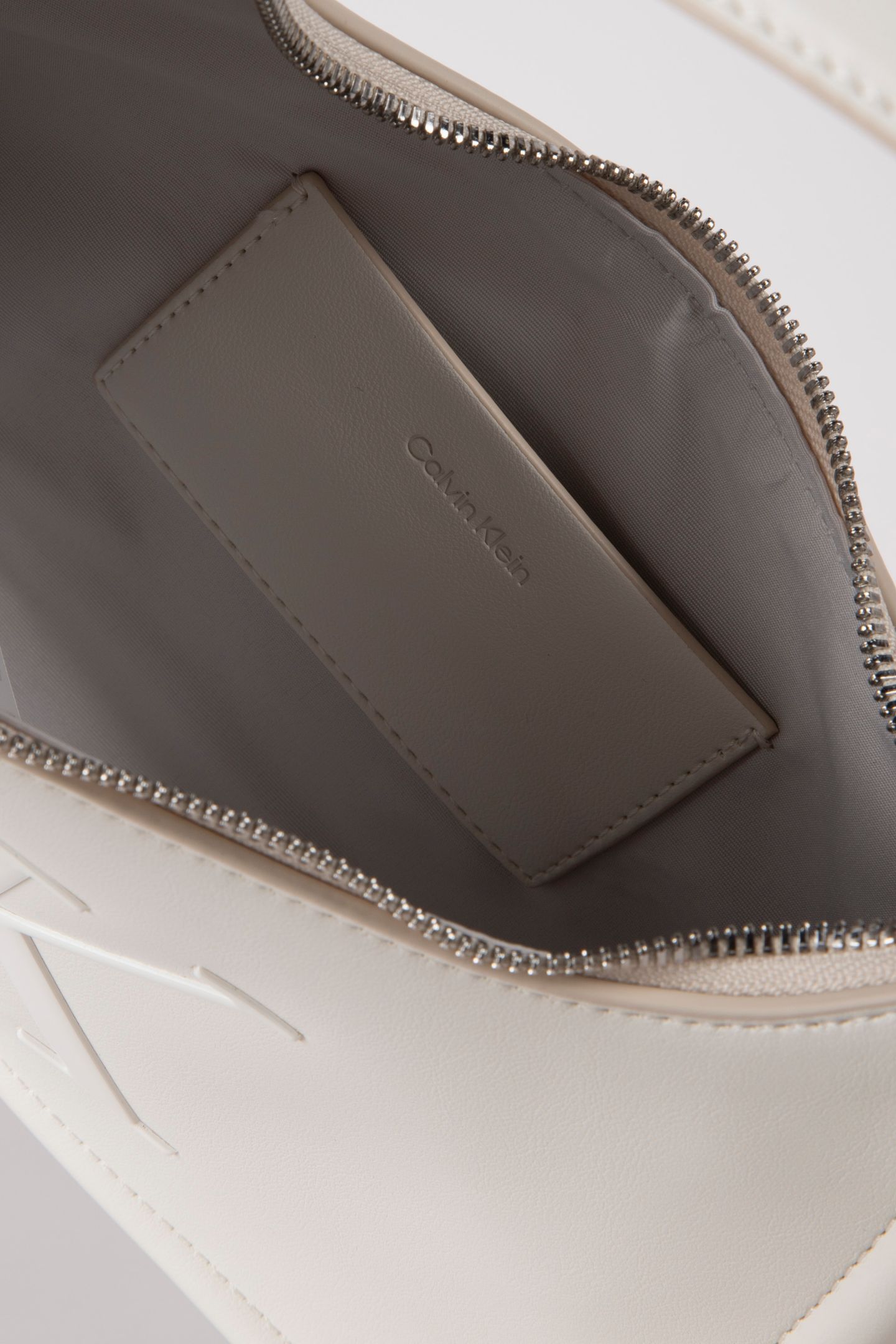 BOLD SMALL SHOULDER BAG LILY WHITE 5