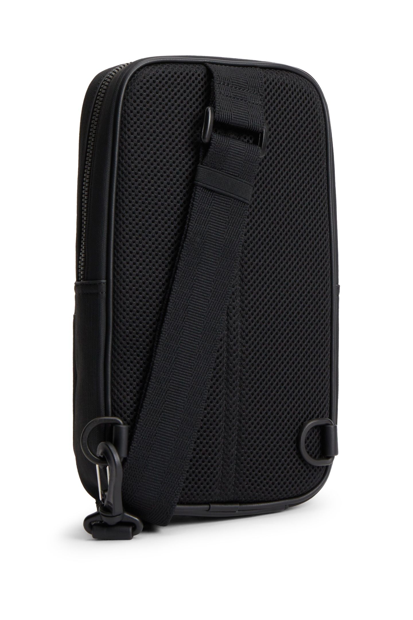TH FOUNDATION SLINGBAG BLACK 3