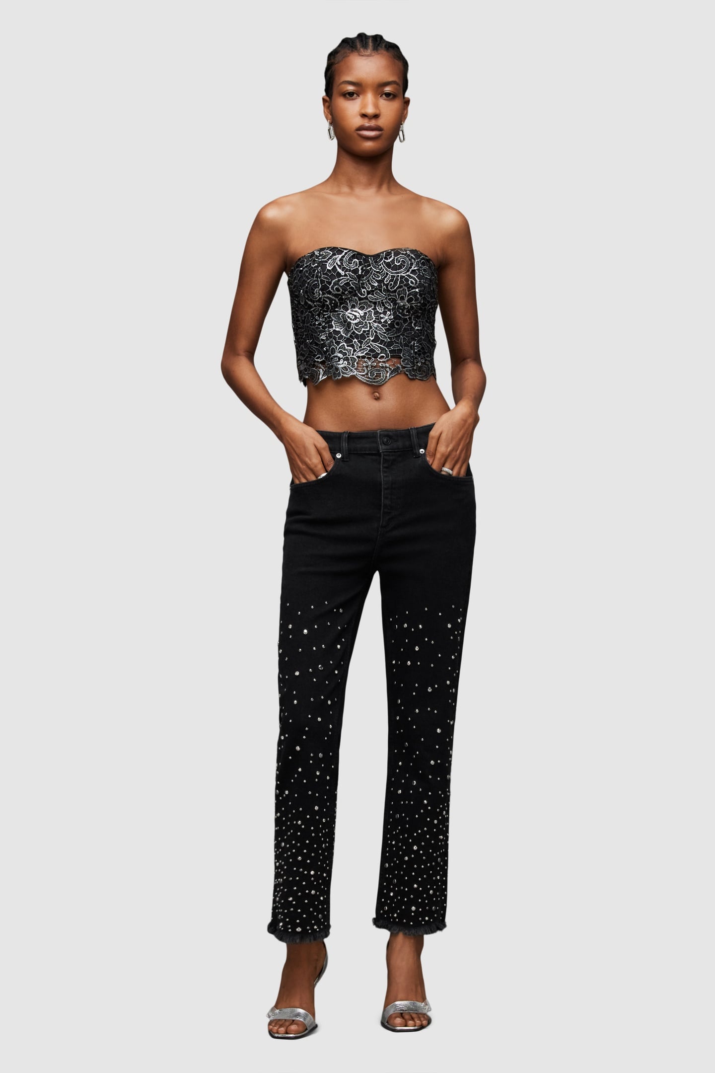 EVIE STUDDED JEAN WASHED BLACK 2
