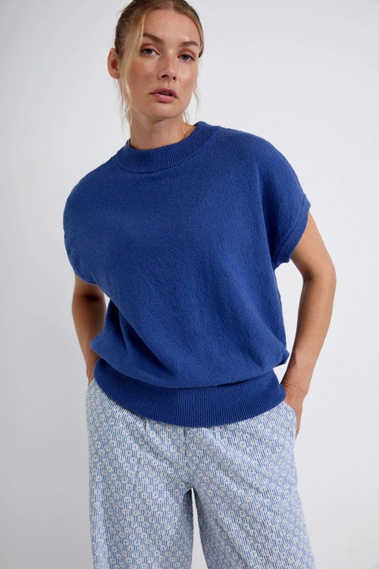 DIAN SWEATER MARLIN 2