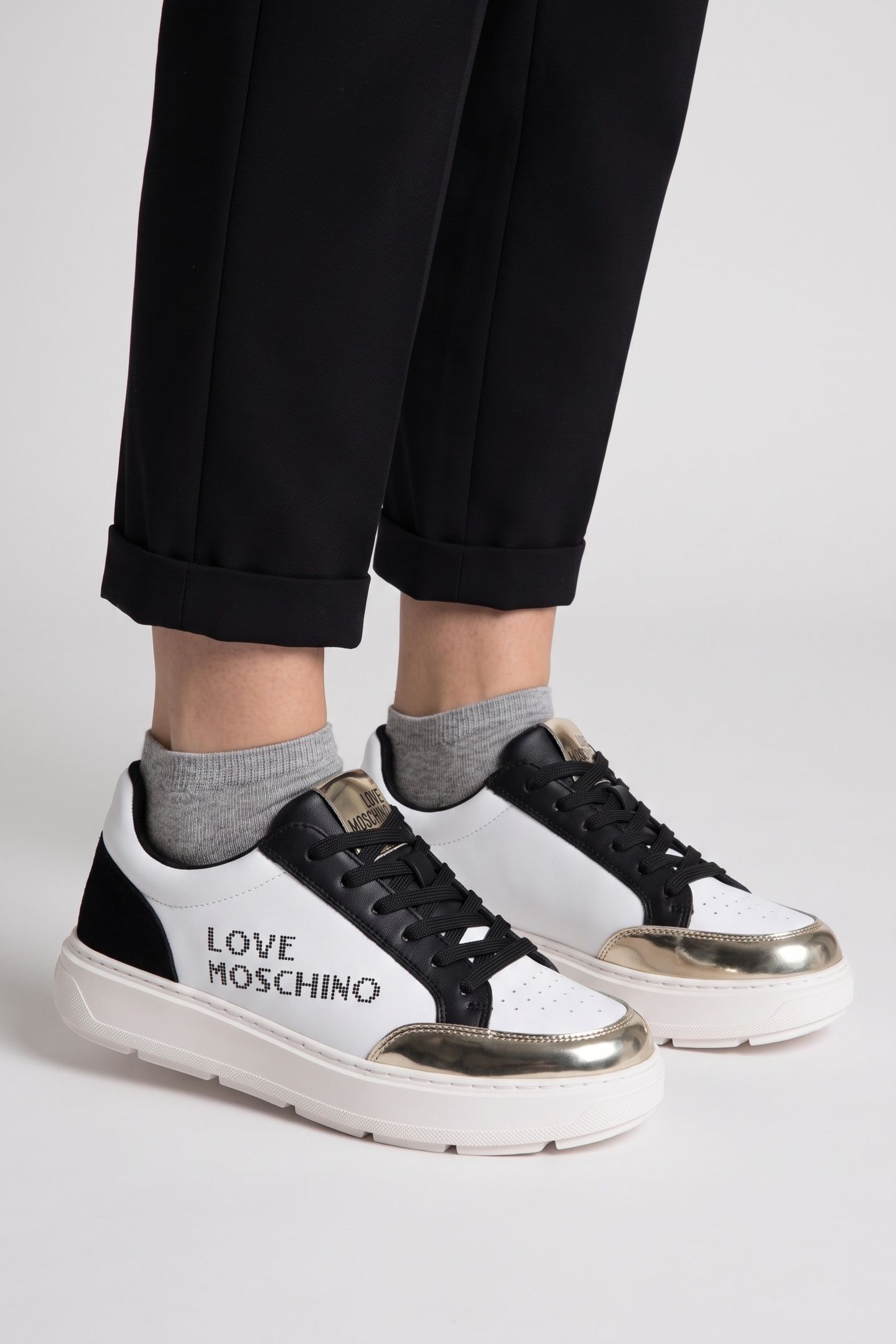 SNEAKERS WHITE 3