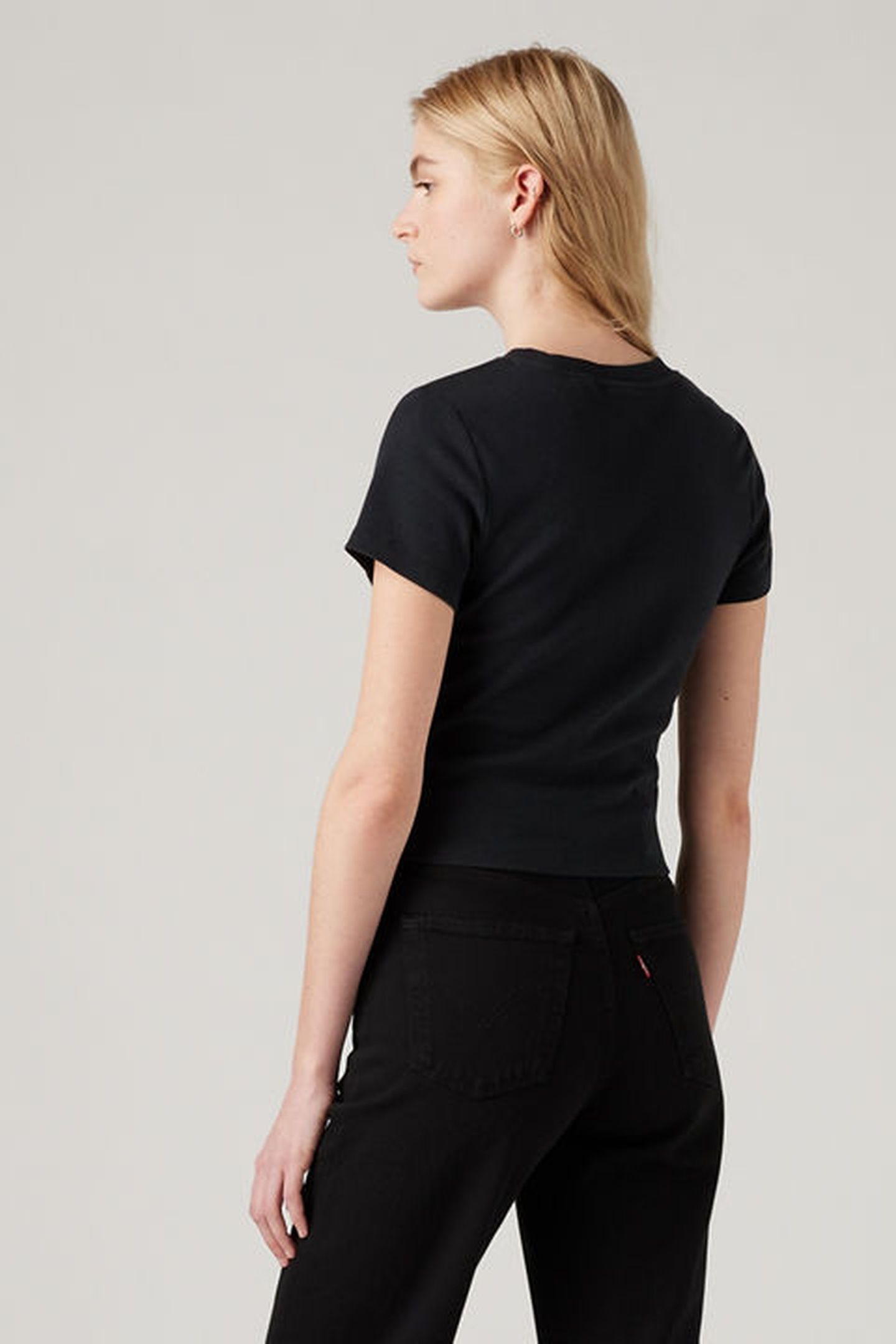 ESSENTIAL SPORTY TEE 7