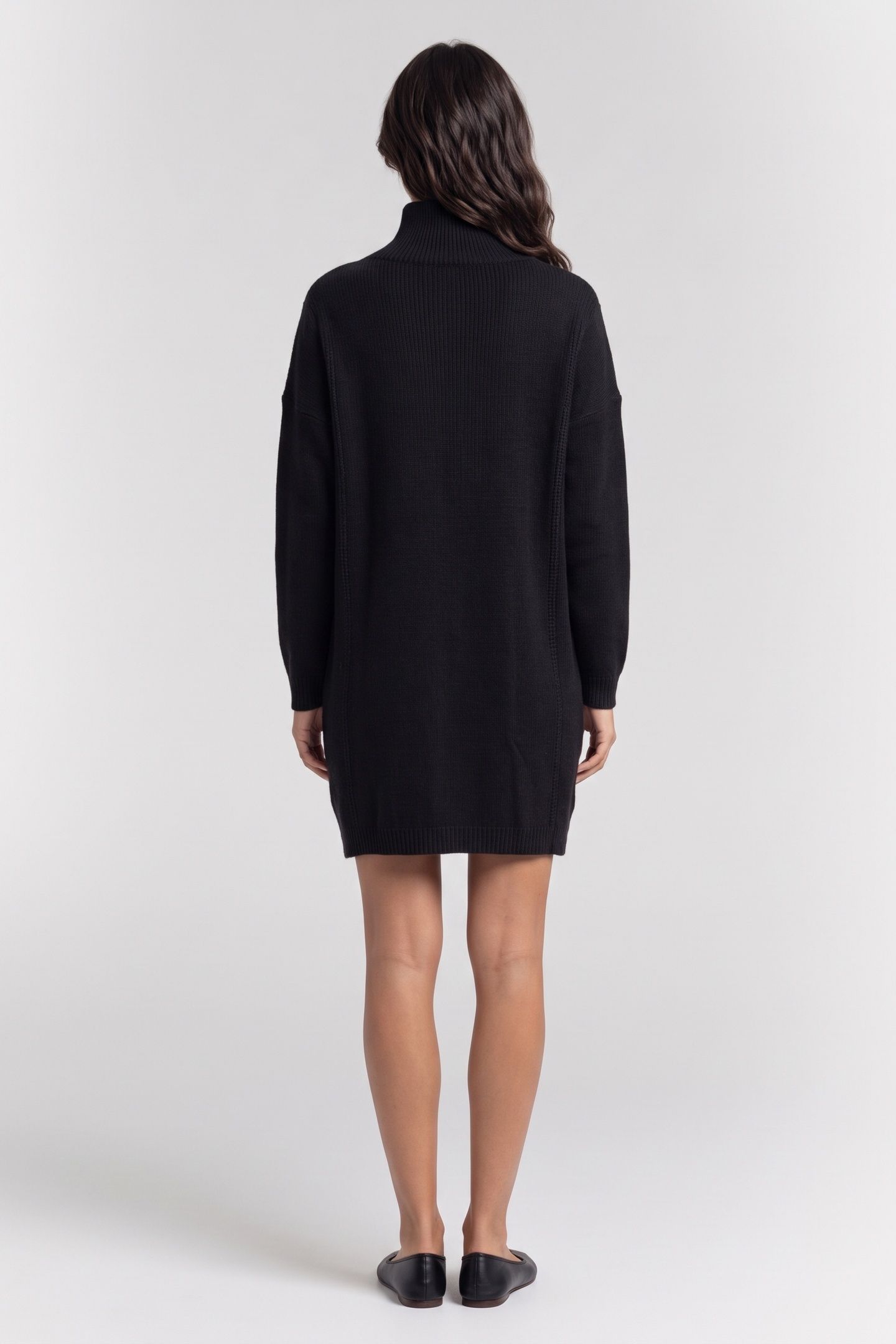 HIGH-NECK DRESS WITH SHINY DETAIL BLACK 2