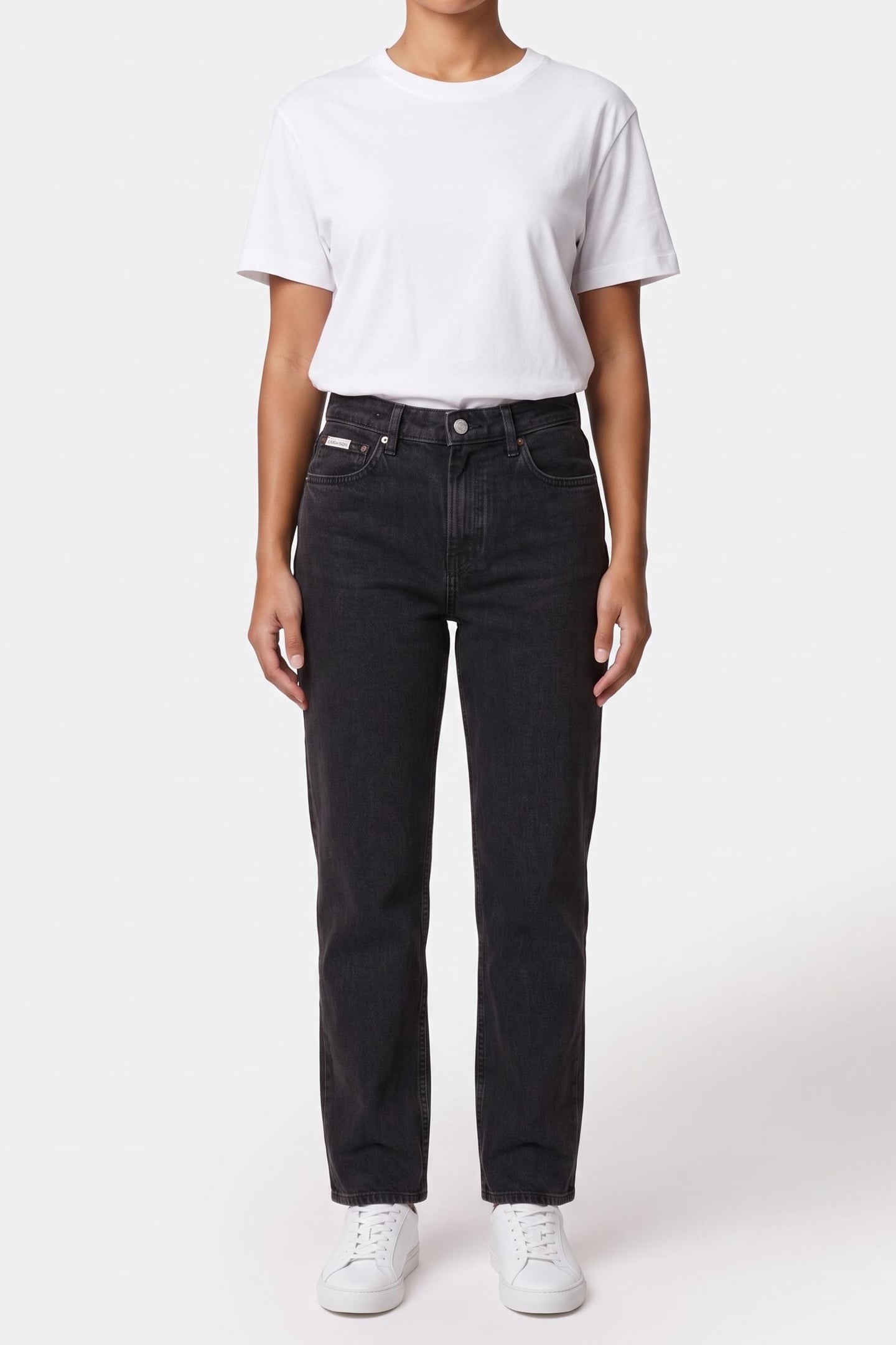 HIGH RISE STRAIGHT CELTIC JEAN ESSENTIAL BLACK 1