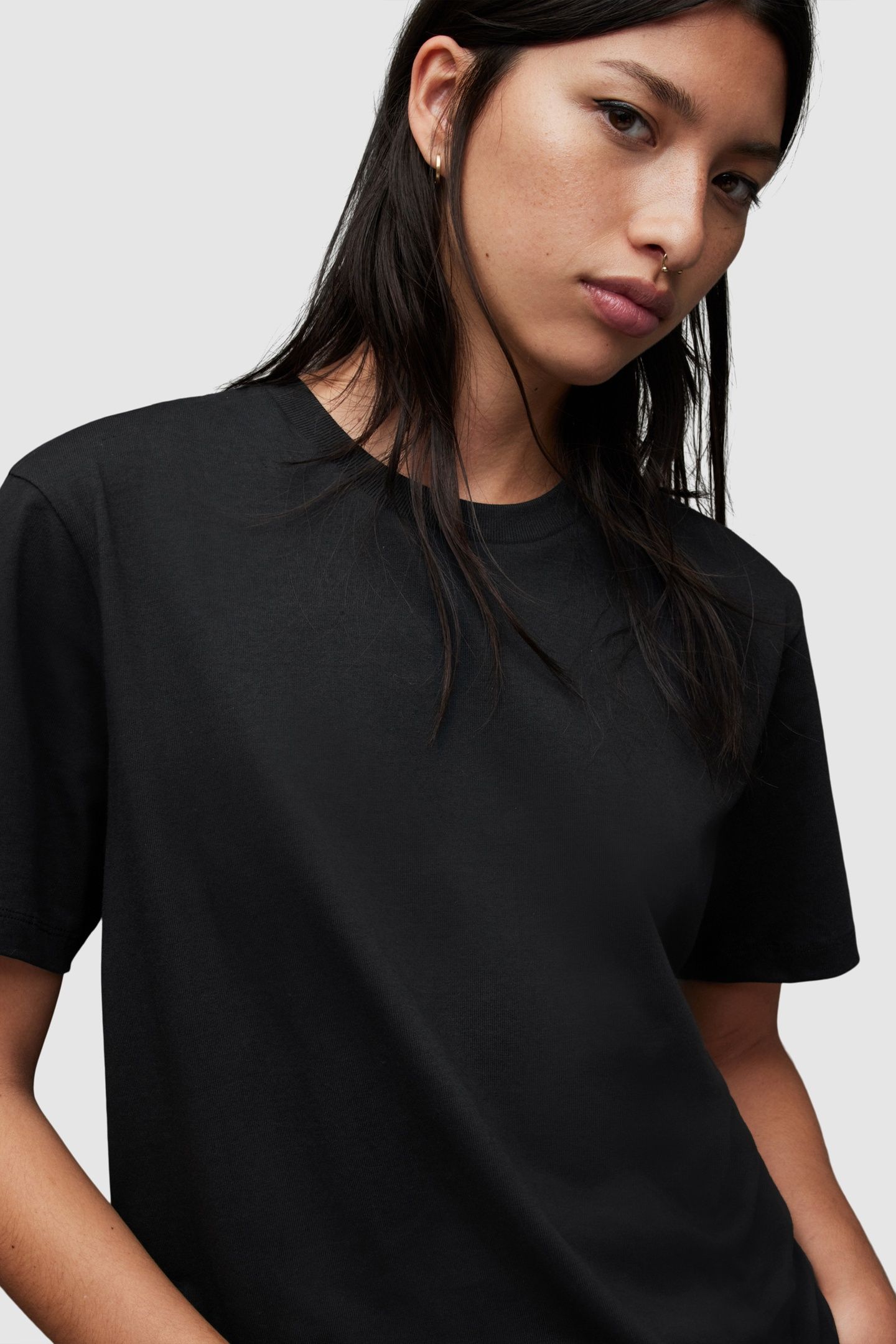 DOWNTOWN BOYFRIEND T BLACK 8