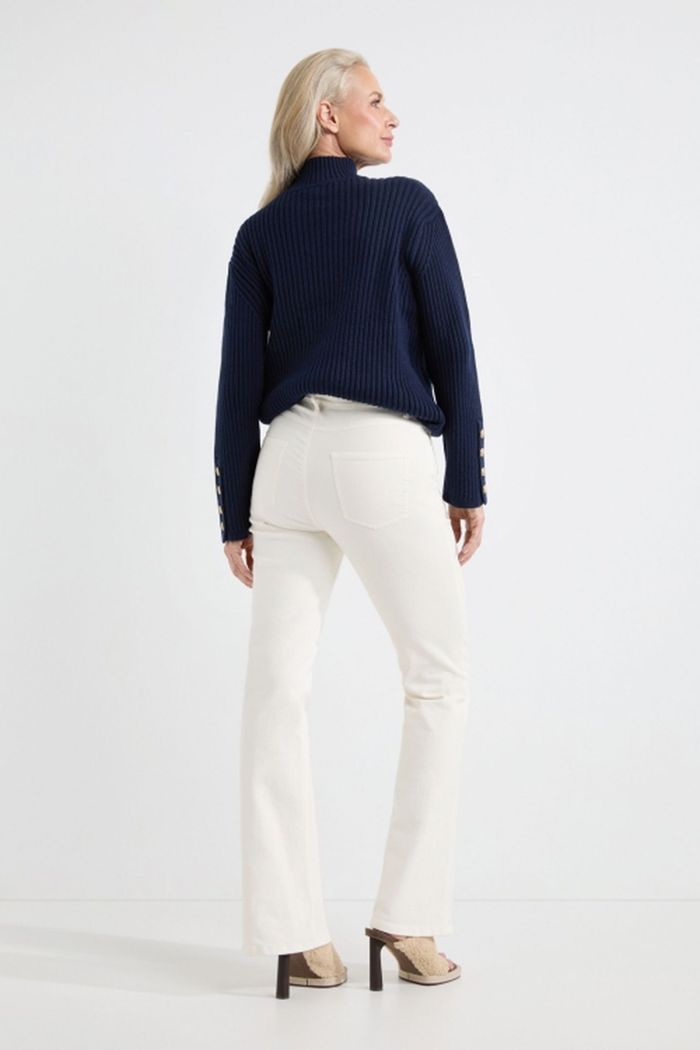 ALESSANDRO FLARE OFF WHITE 3