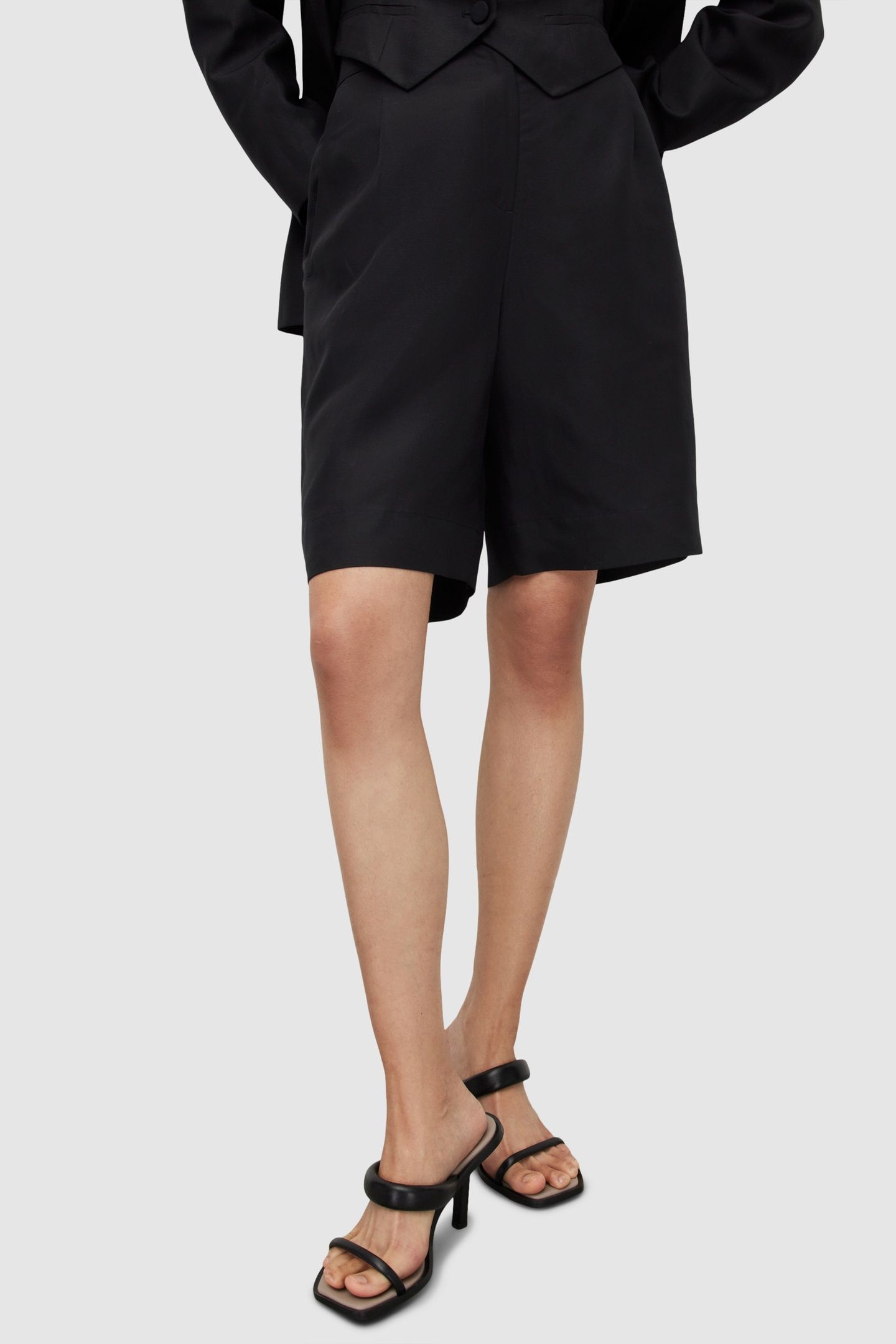 PETRA SHORT BLACK 2