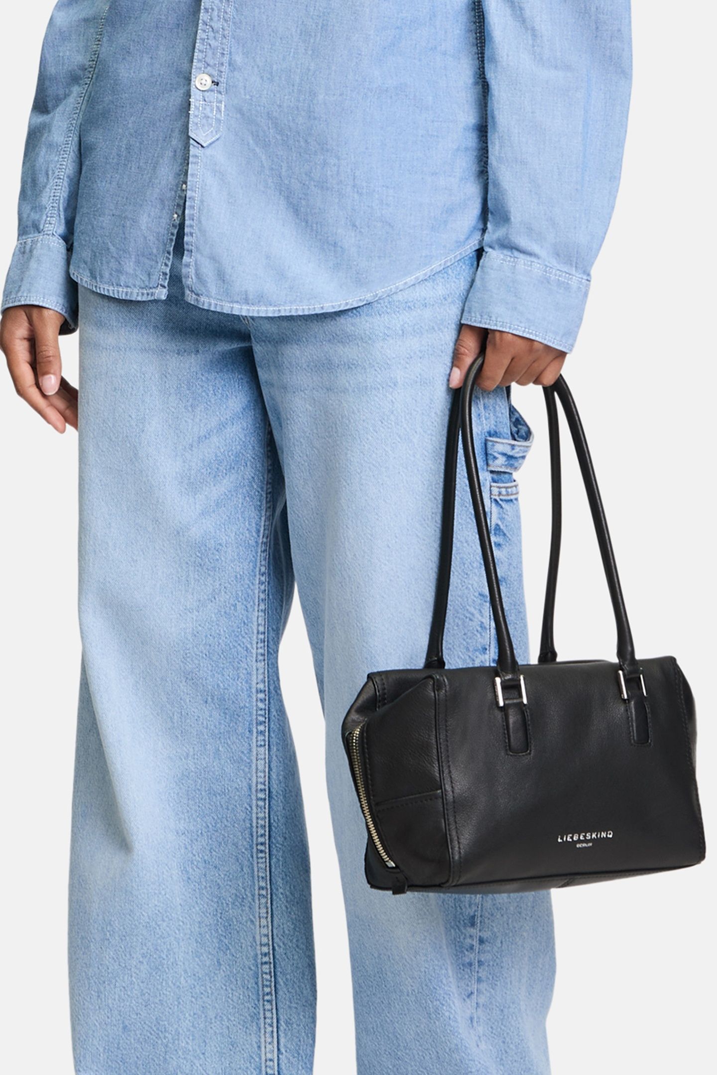 SATCHEL SMALL BLACK 1