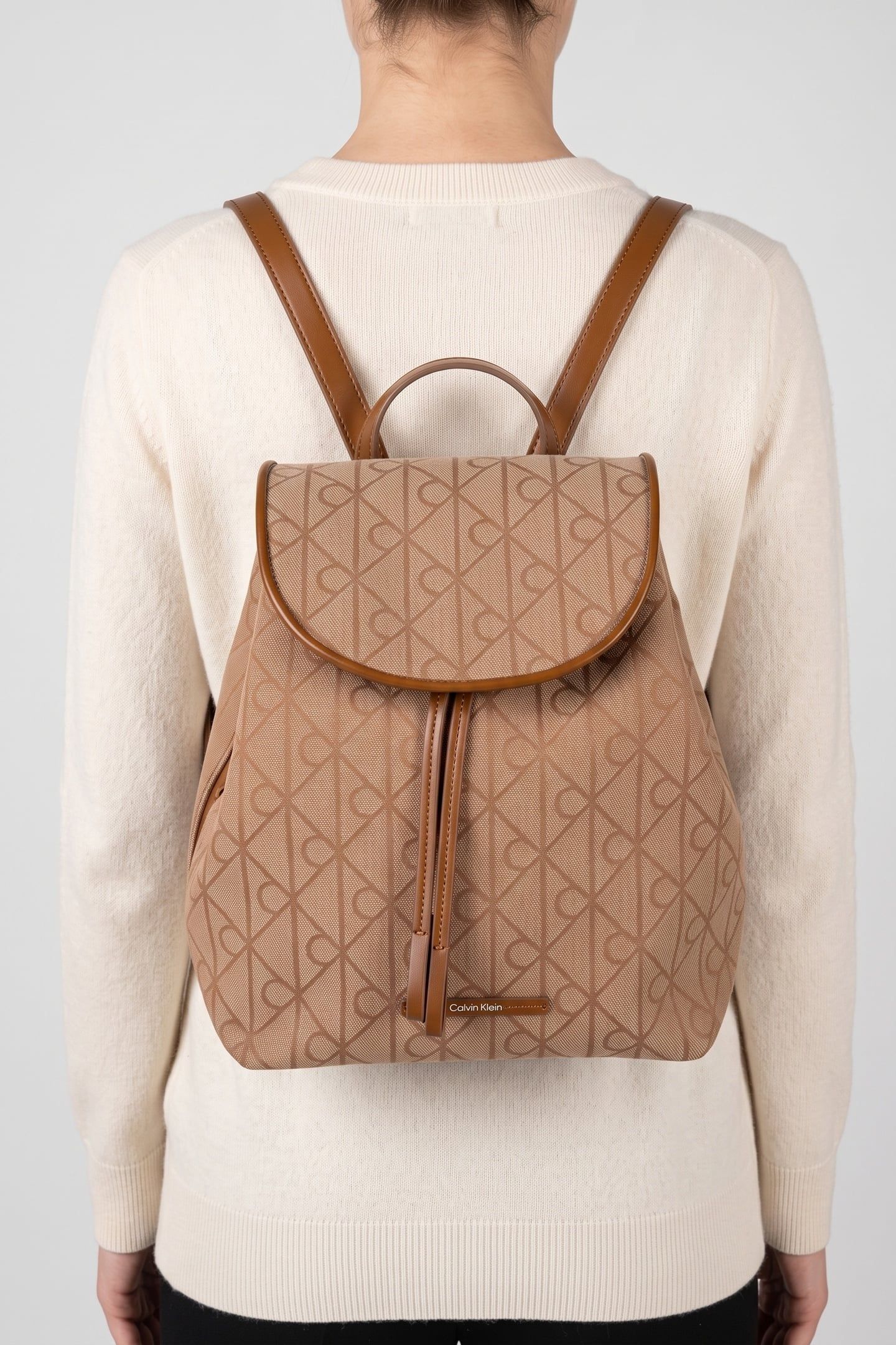 EMBLEM ALL-OVER PRINT JACQUARD BAG CORNSTALK 1