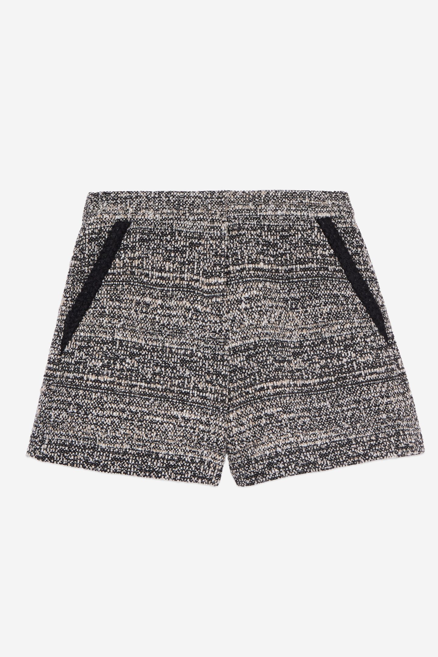 SHORT AND SECOND DETAIL GALOON BLACK WHITE 4