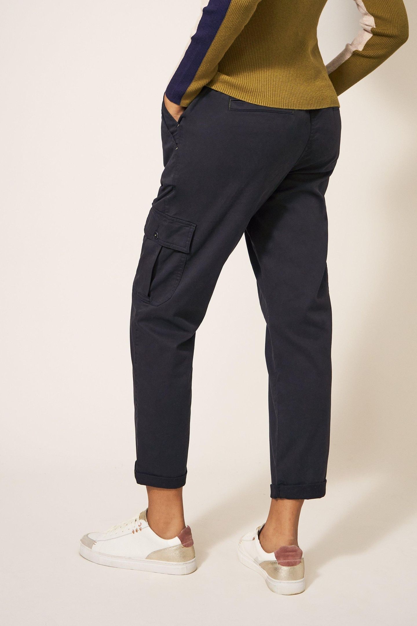 EVERLEIGH CARGO TROUSER WASHED BLACK 3