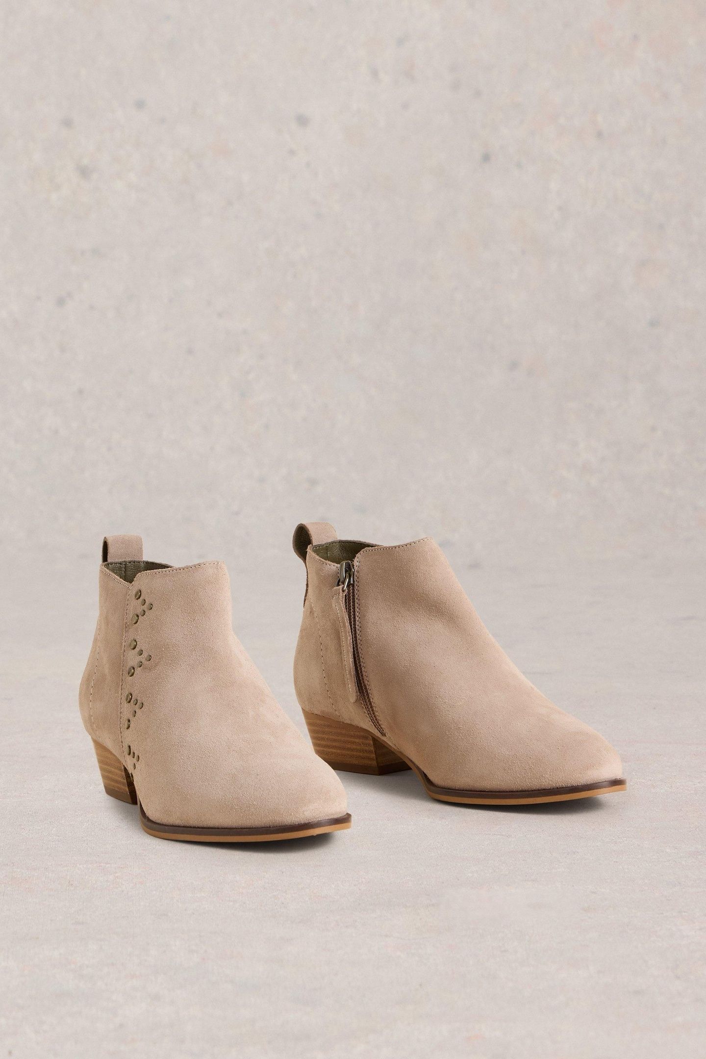 WILLOW STUD ANKLE BOOT LIGHT GREY 2