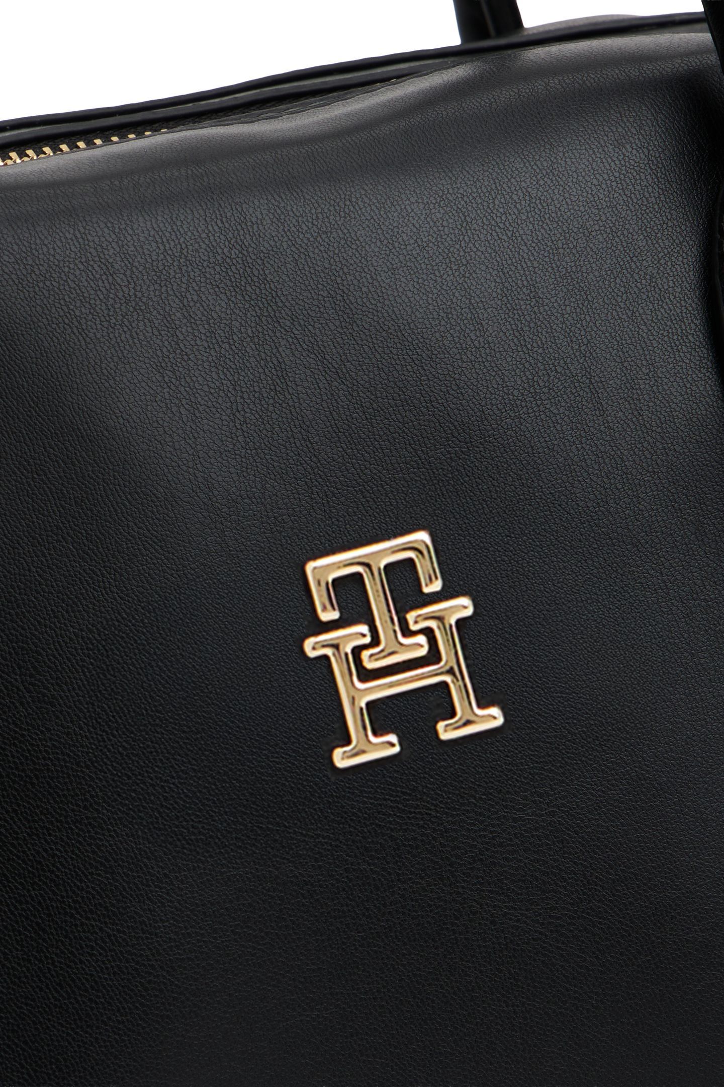 ESSENTIAL SATCHEL BLACK 5