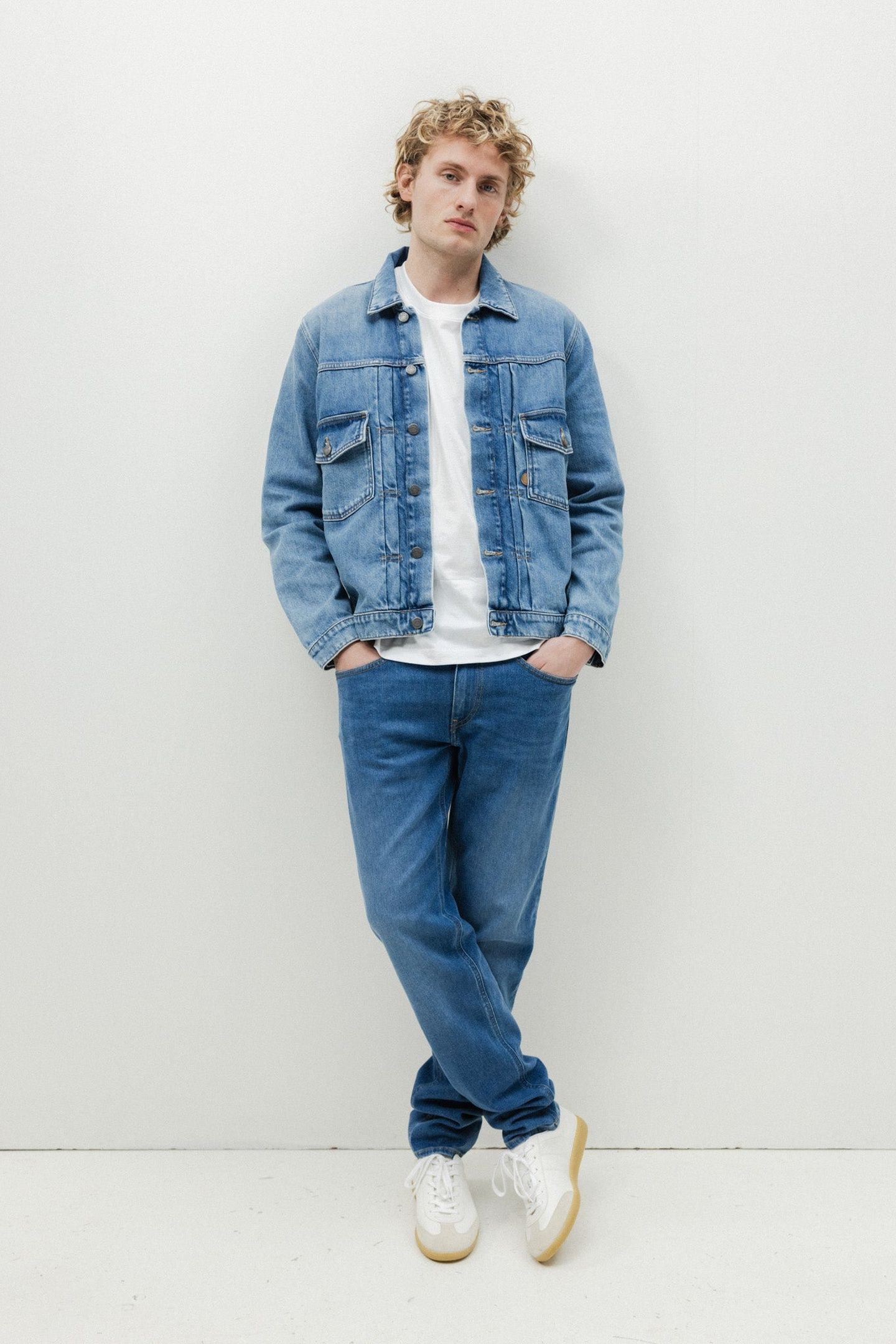 BENNY DENIM JACKET MEDIUM AGED 3