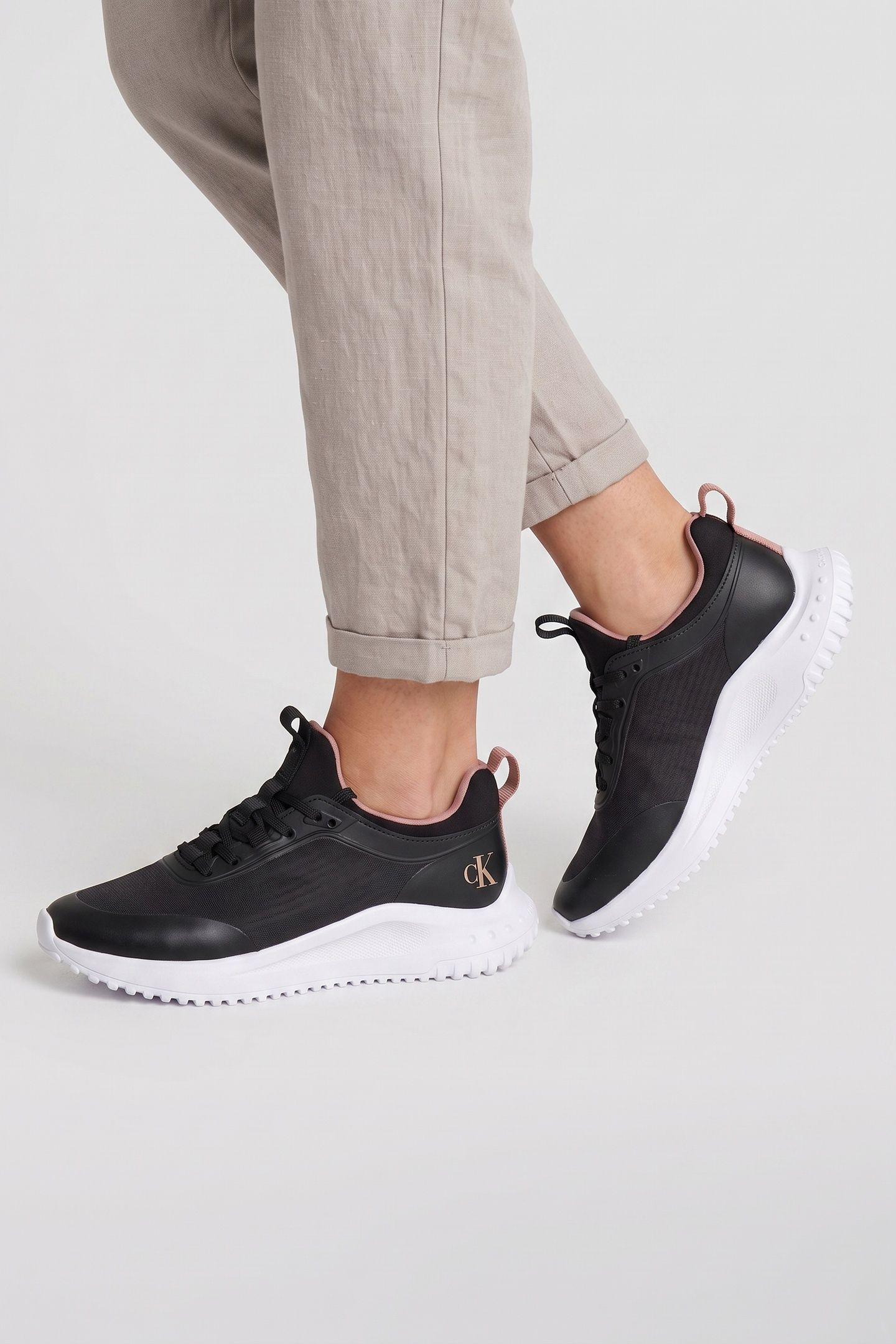 EVA RUNNER LACEUP BLACK/BLUSH 2