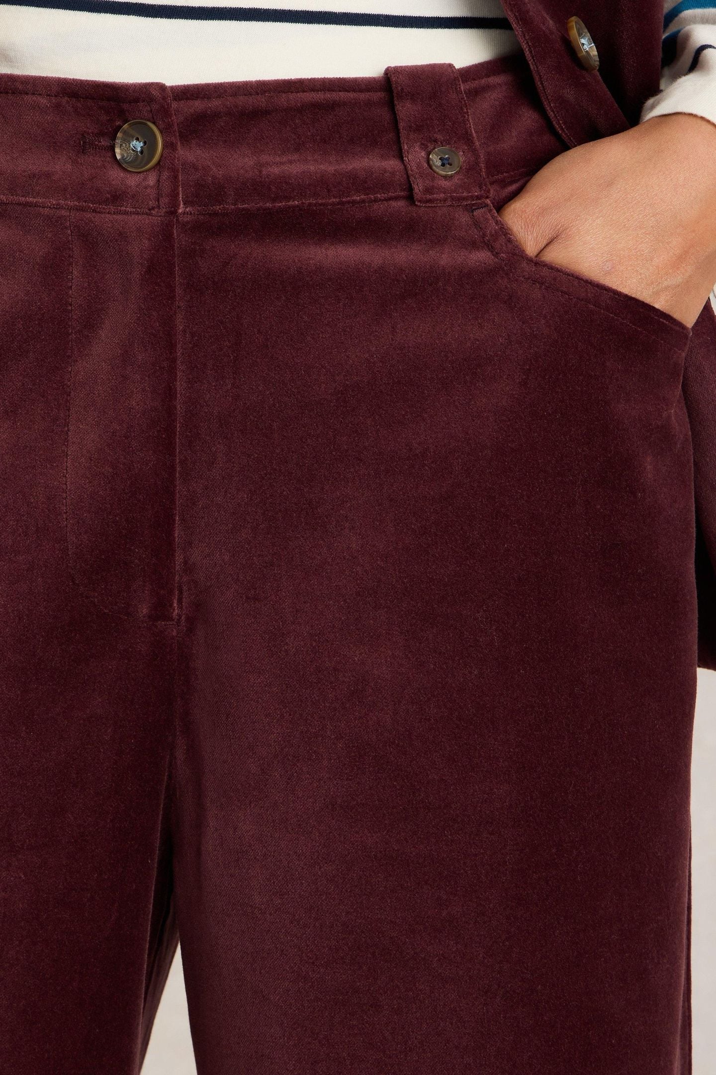 BELLE CROPPED VELVET TROUSER DARK PLUM 5