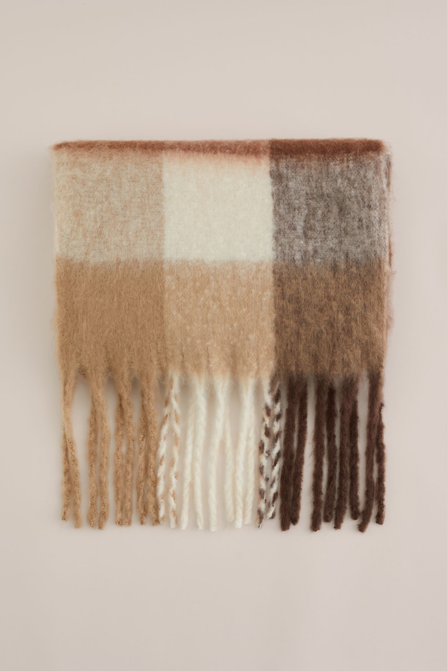 SCARF OUTDOOR GREY 2