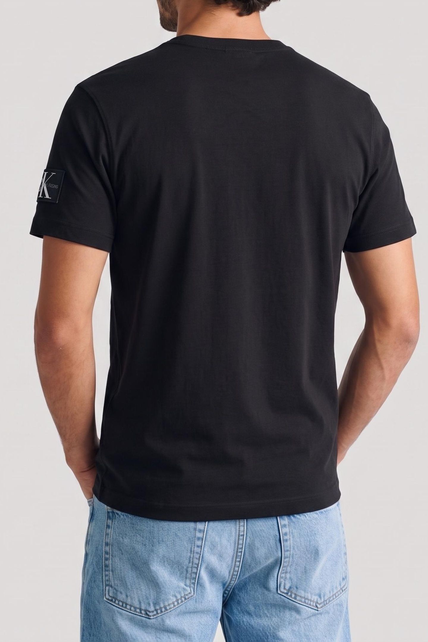 BADGE REGULAR TEE BLACK 2