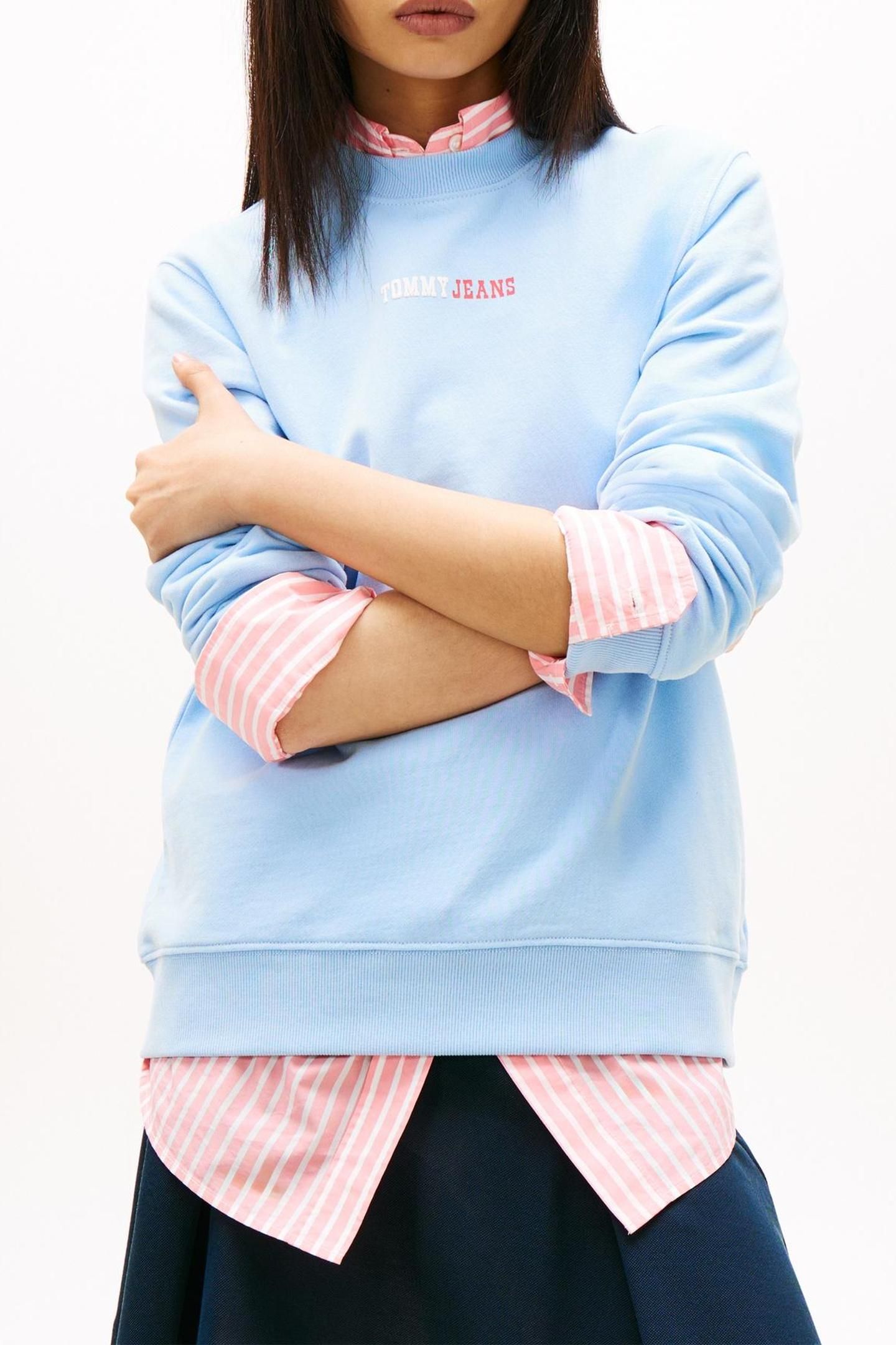 REGULAR ESS LOGO CREW LIGHT POWDERY BLUE 3