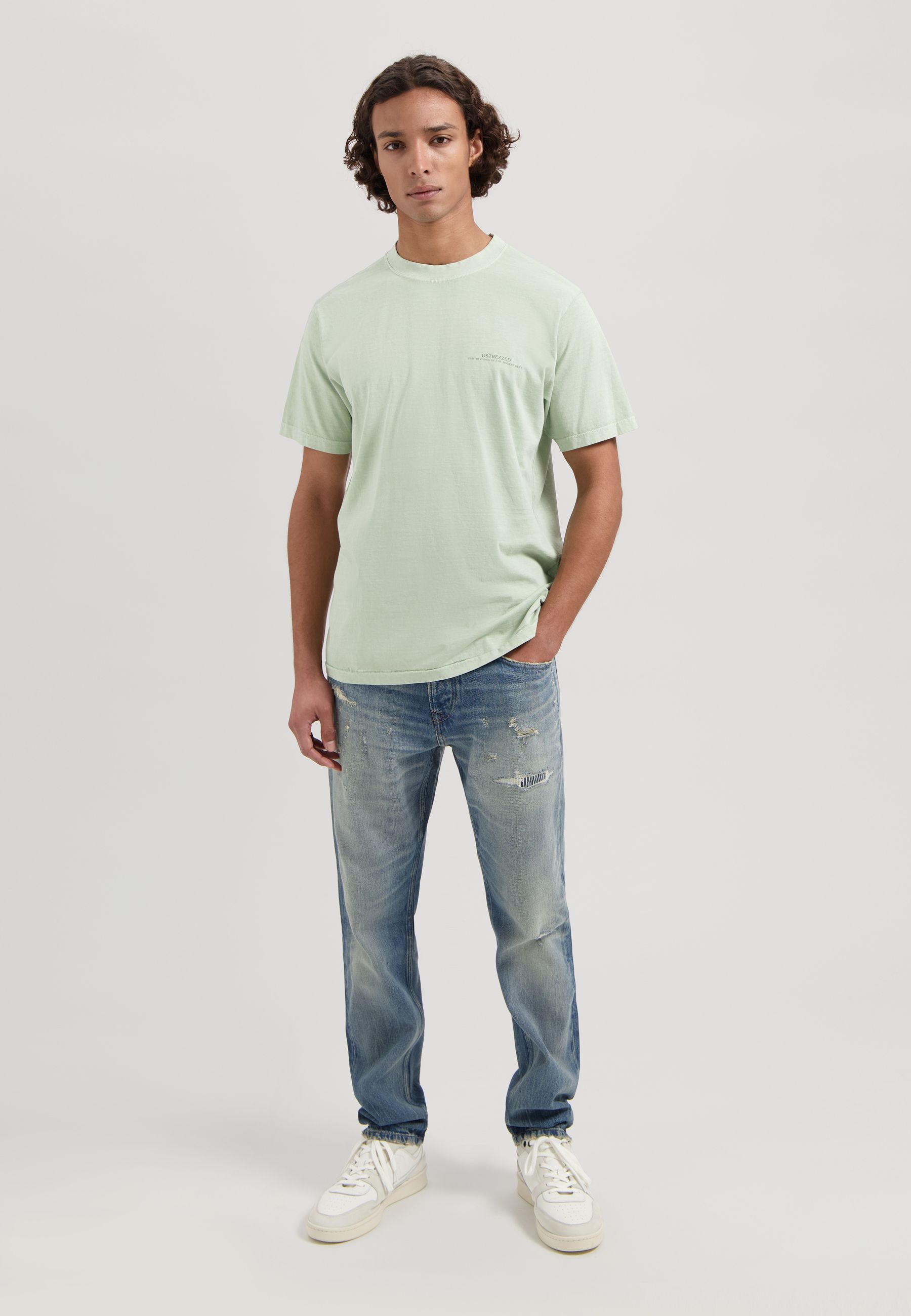 NICKOLAS TEE SAGE 3
