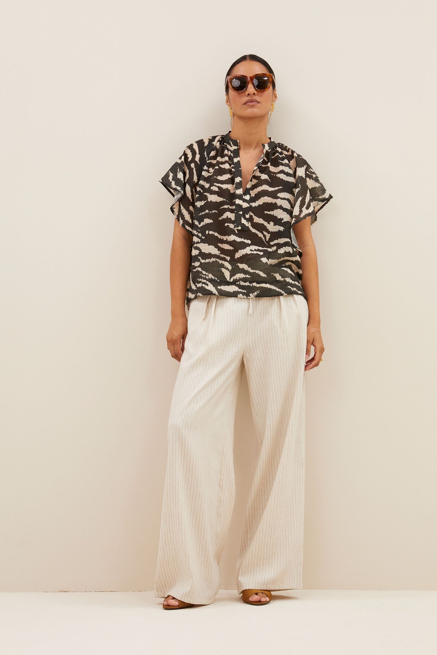 VINA ZEBRA BLOUSE BLACK ZEBRA PRINT 2