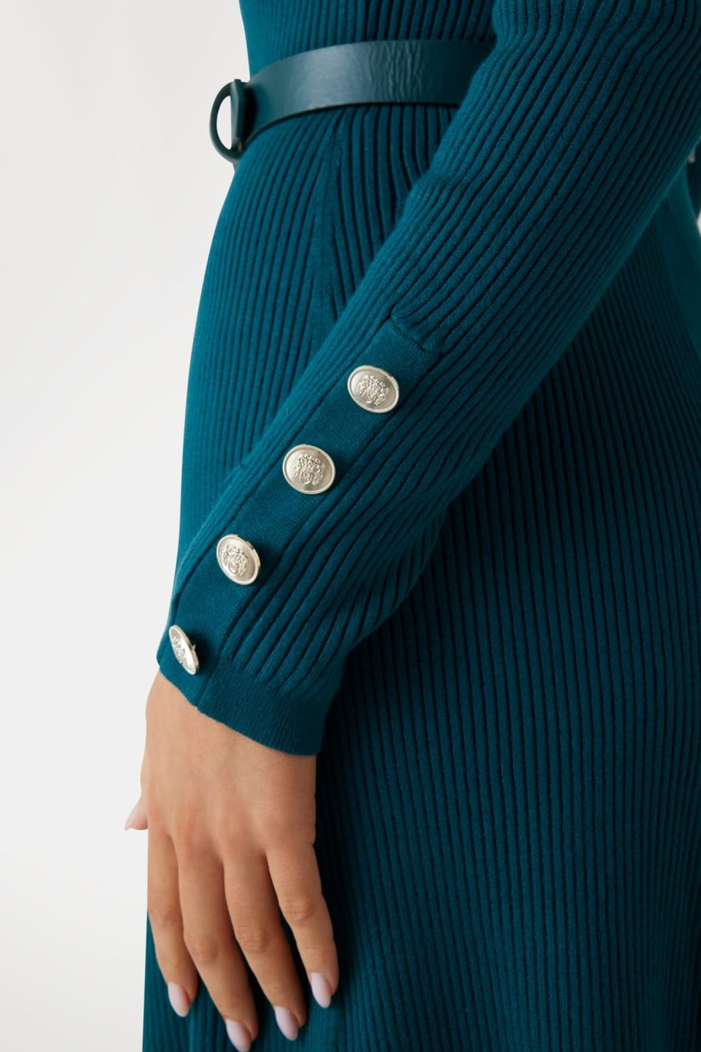 LUNA LS RIBBED V NEC SECRET BEACH 7