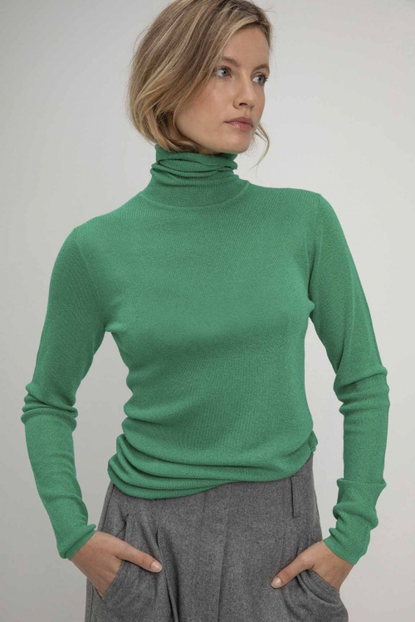SAAR SWEATER PARROT GREEN 2