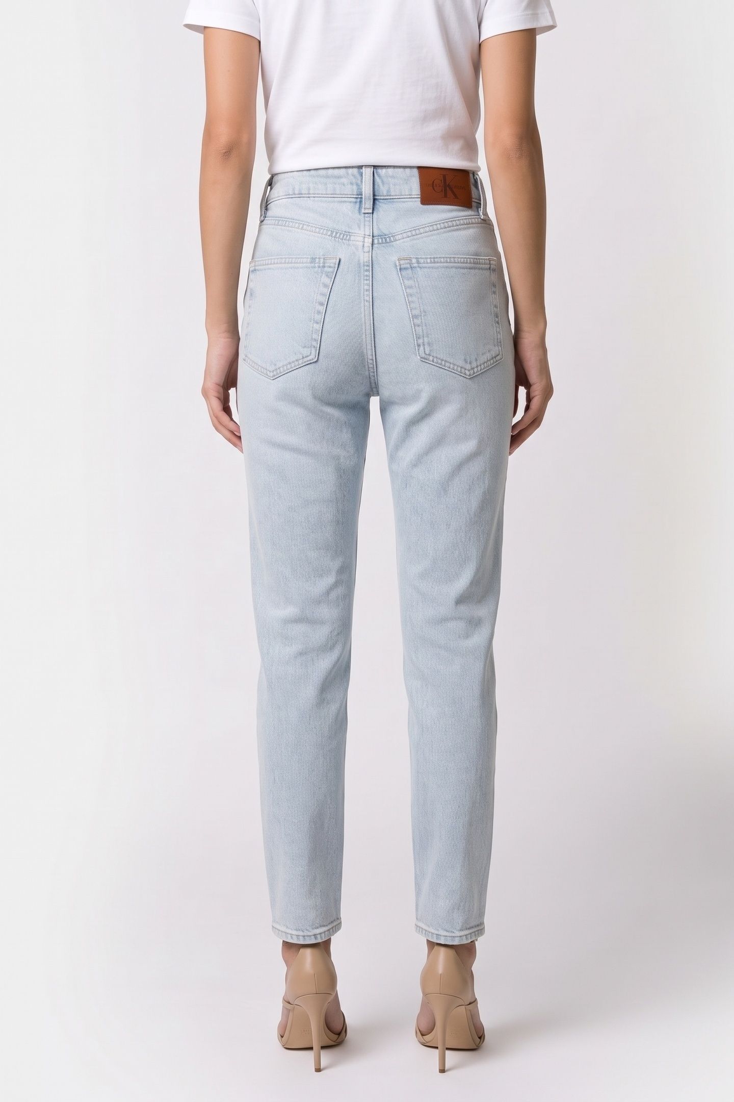 NEW MOM JEAN LIGHT OPAL 2