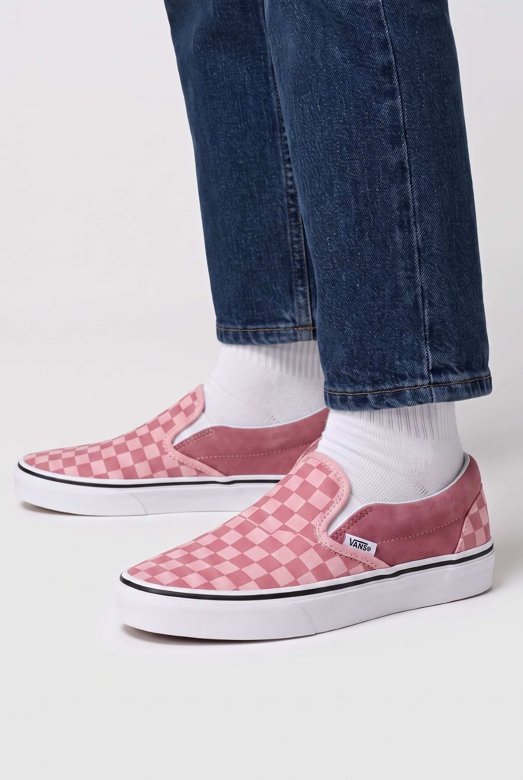 UNISEX CLASSIC SLIP-ON PINK 3