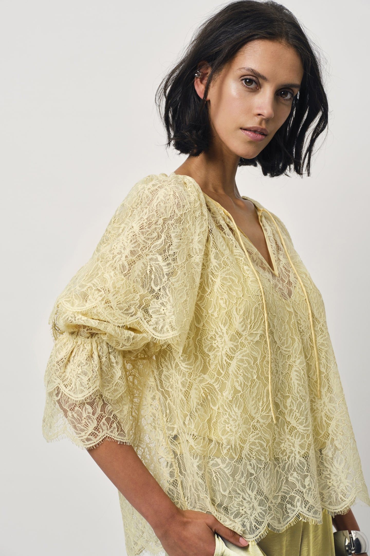 ZILAN BOHO DETAILED LACE TOP LIMONCELLO 2