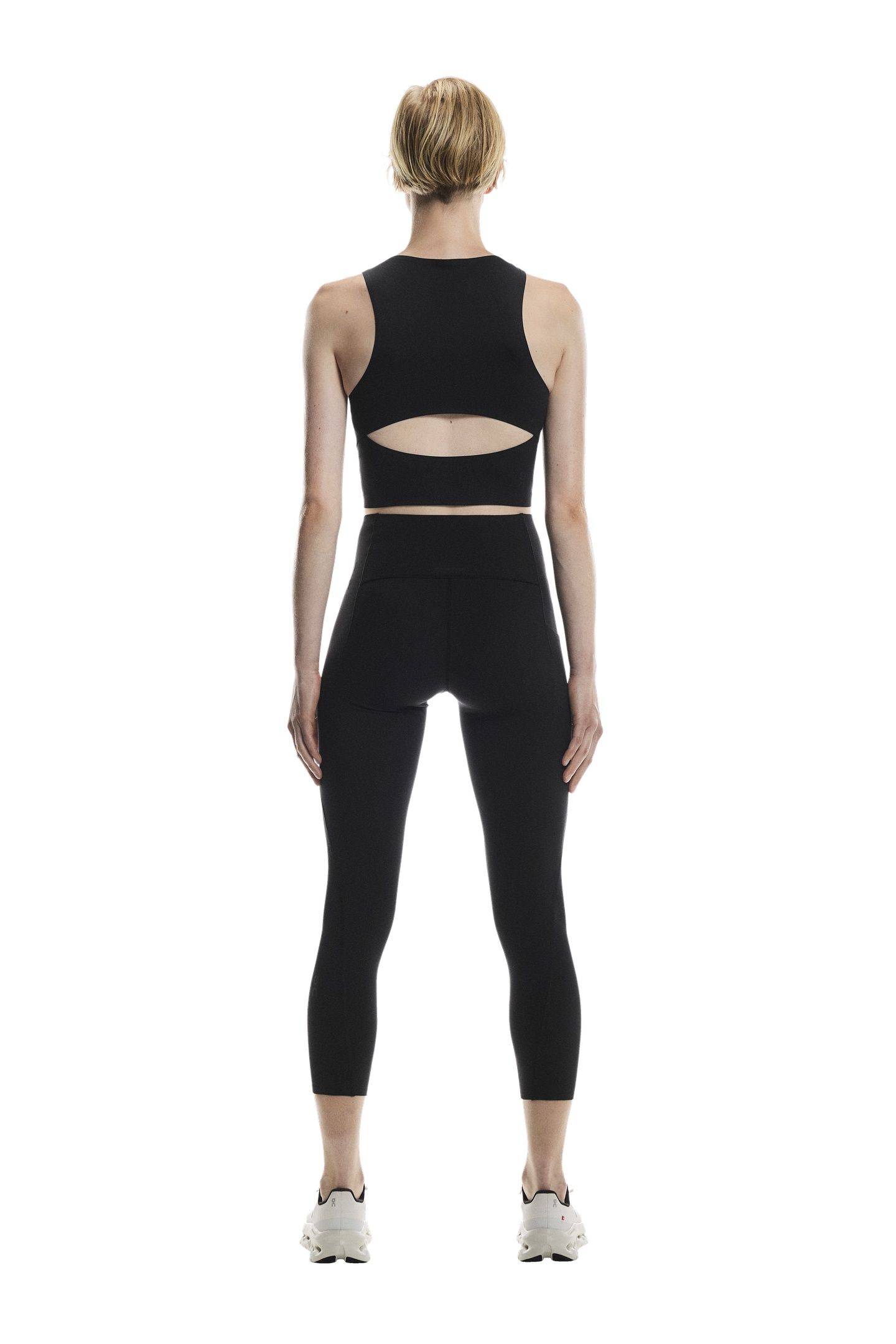 STUDIO OPEN BACK CROP 1 BLACK 4