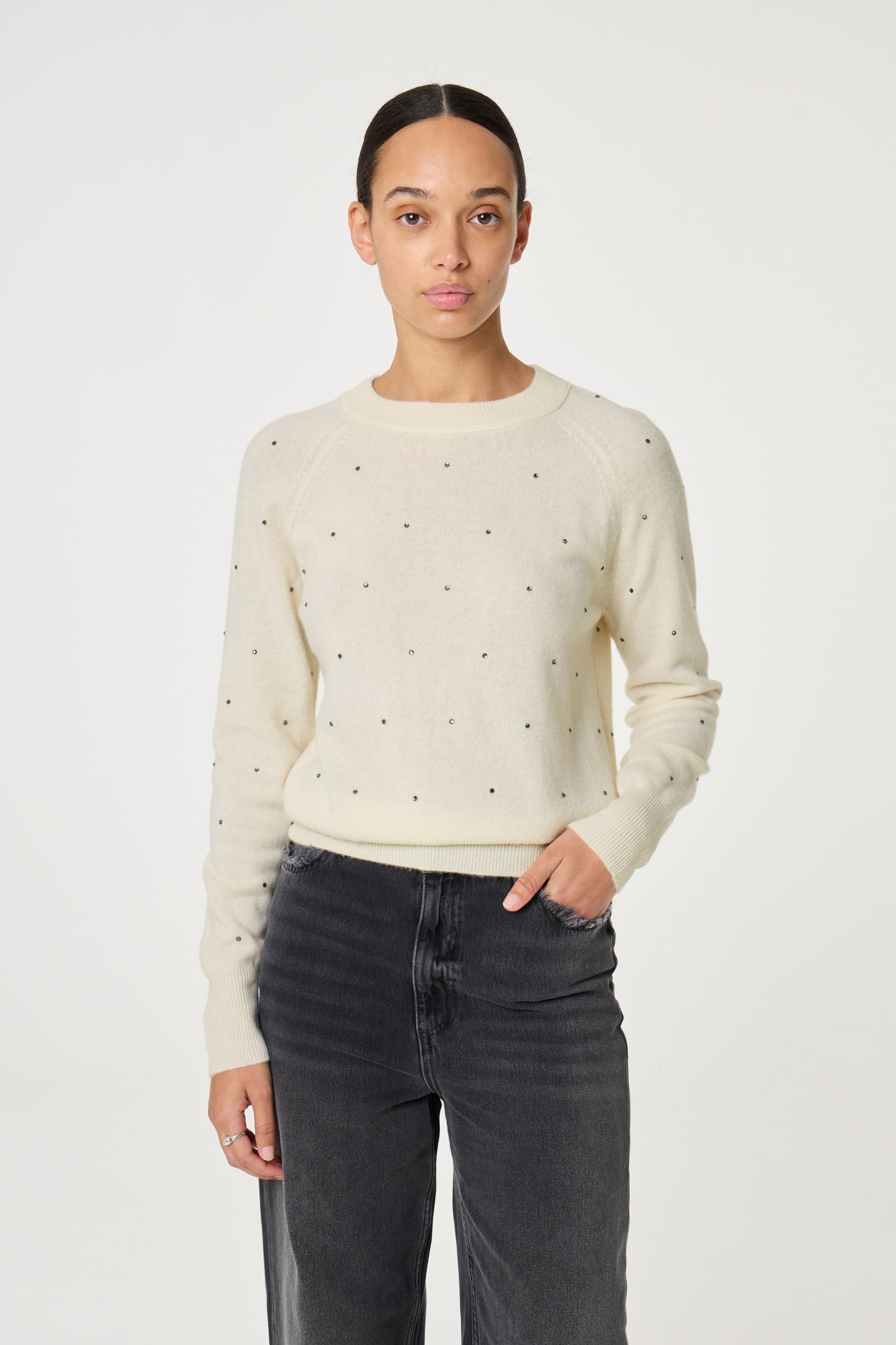 LIDI RHINESTONE PULLOVER COSY WHITE 2