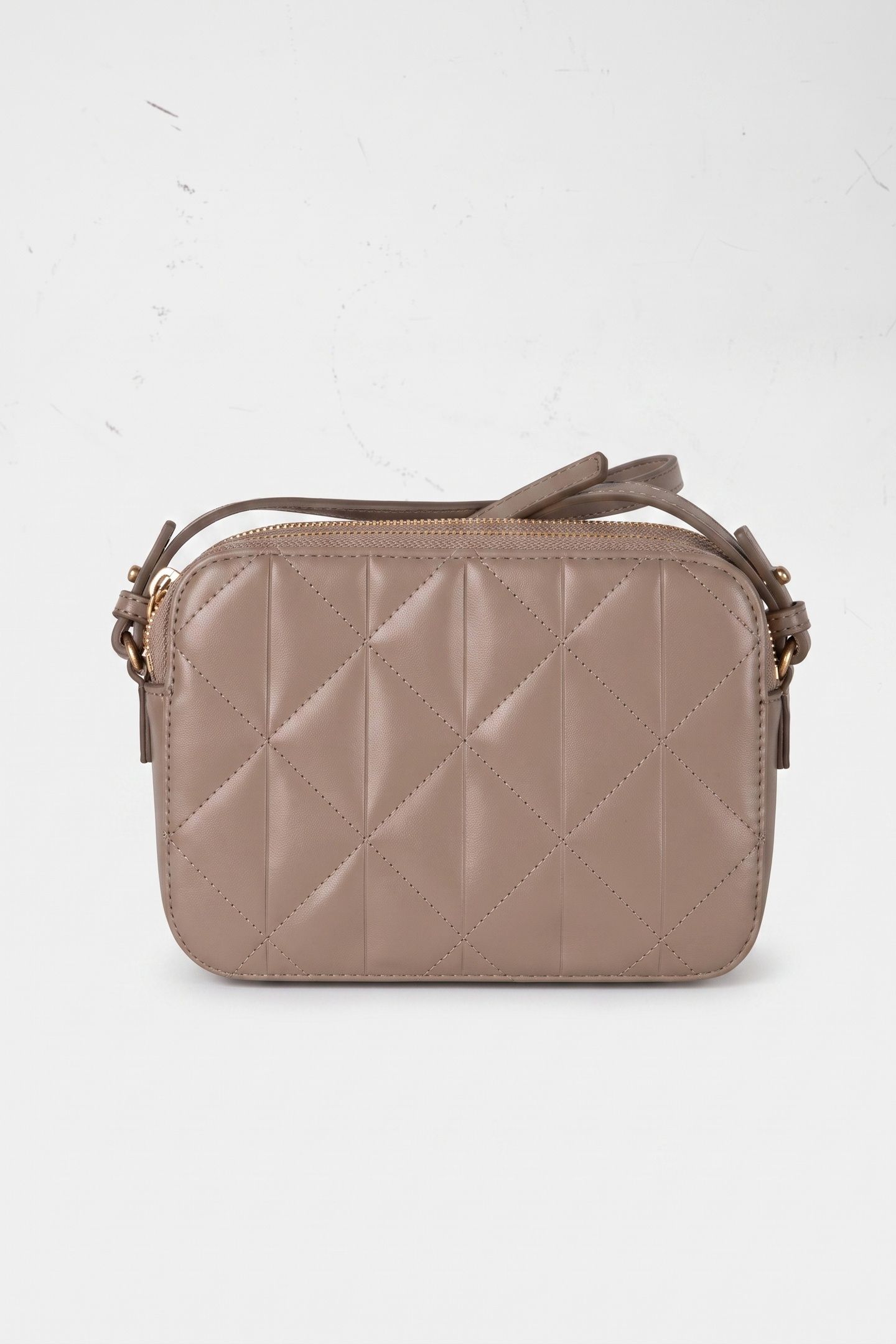 QUILTED CAMERA BAG DESERT TAUPE 3