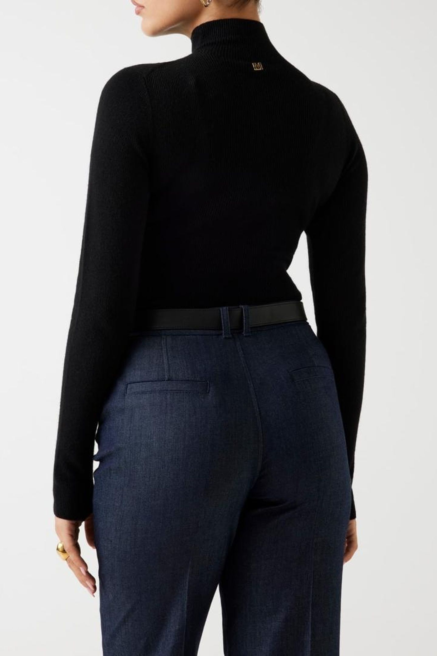 AFRAH LS TN TOP SWTR JET BLACK A996 3