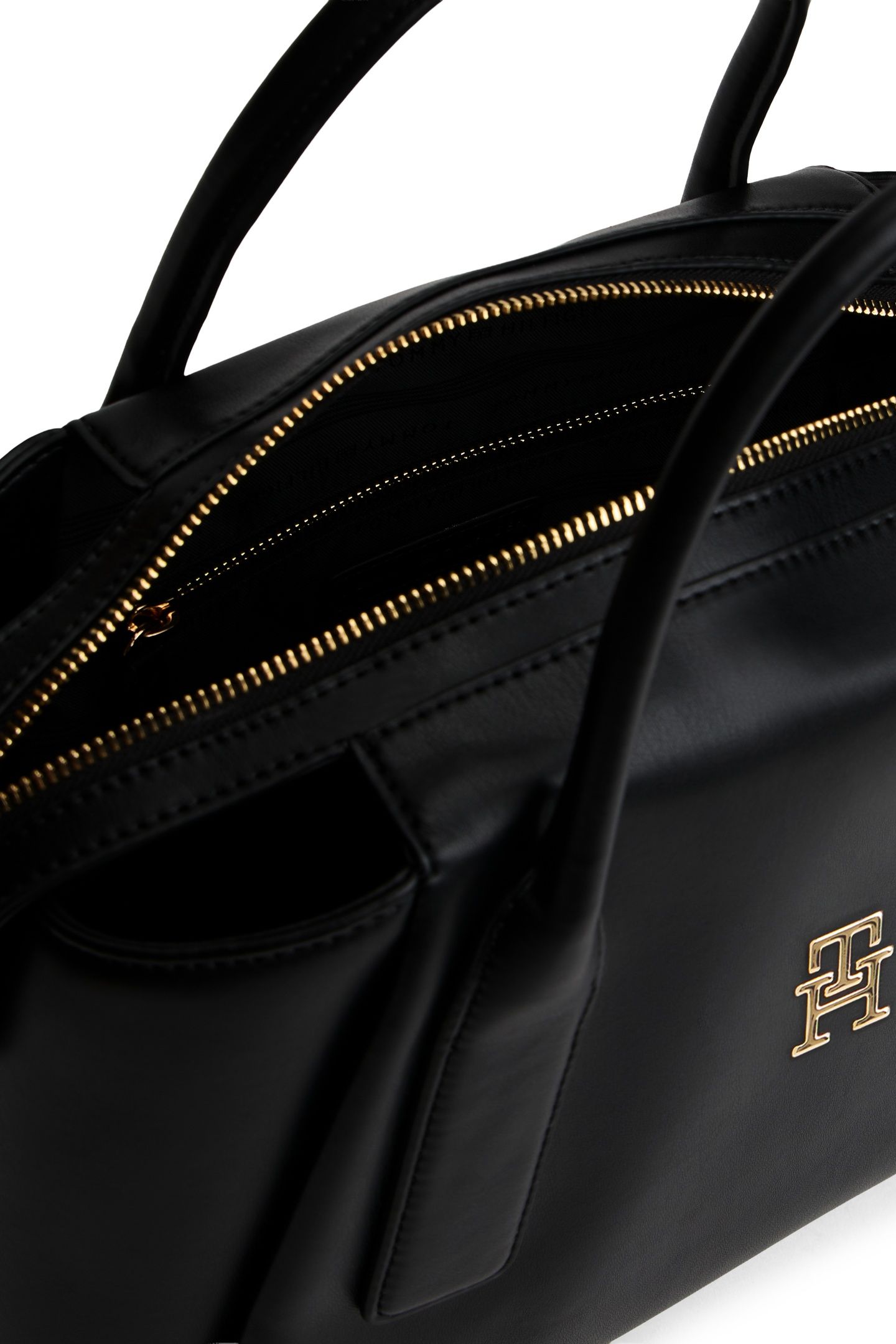 ESSENTIAL SATCHEL BLACK 4