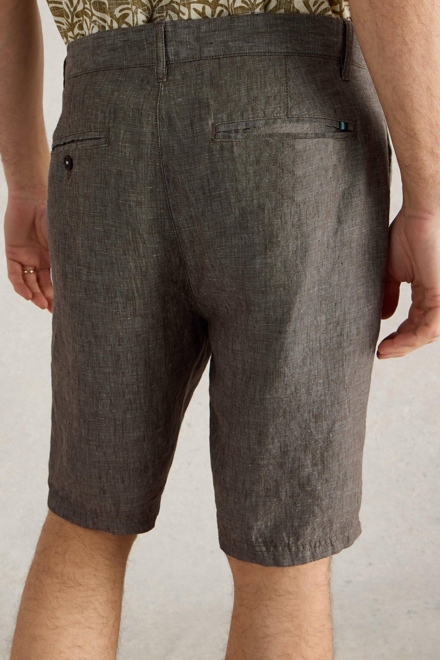 LINEN CHINO SHORT KHAKI GREEN 3