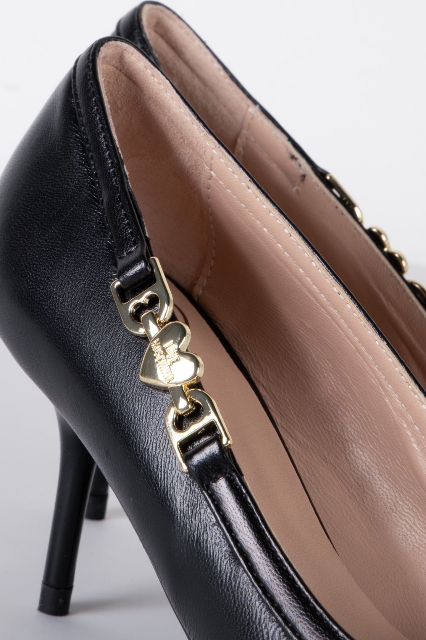 GOATSKIN PUMP BLACK 4