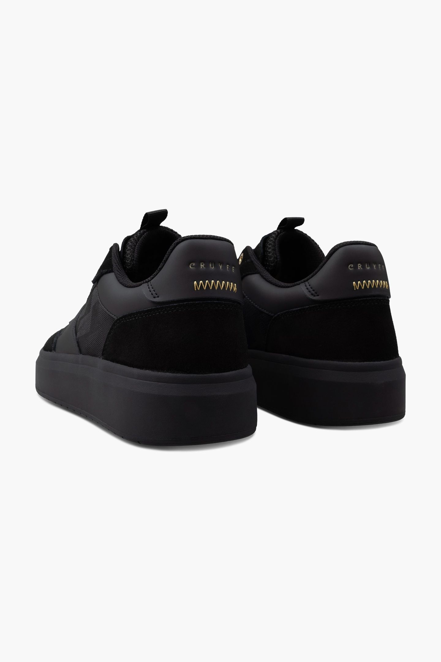 TERRA COURT BLACK/GOLD 4