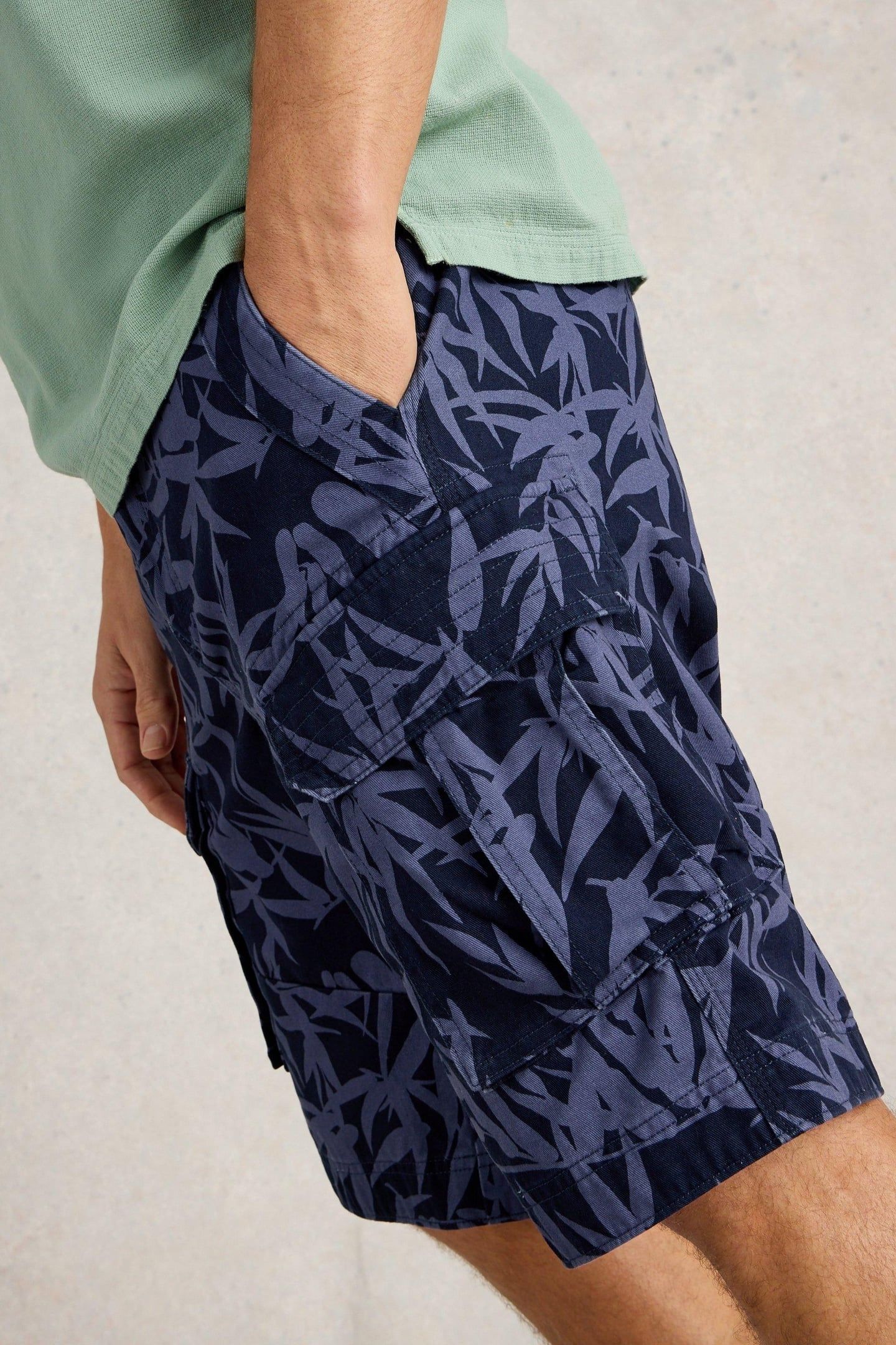 HALSALL PRINTED CARGO SHORT NAVY PRINT 5