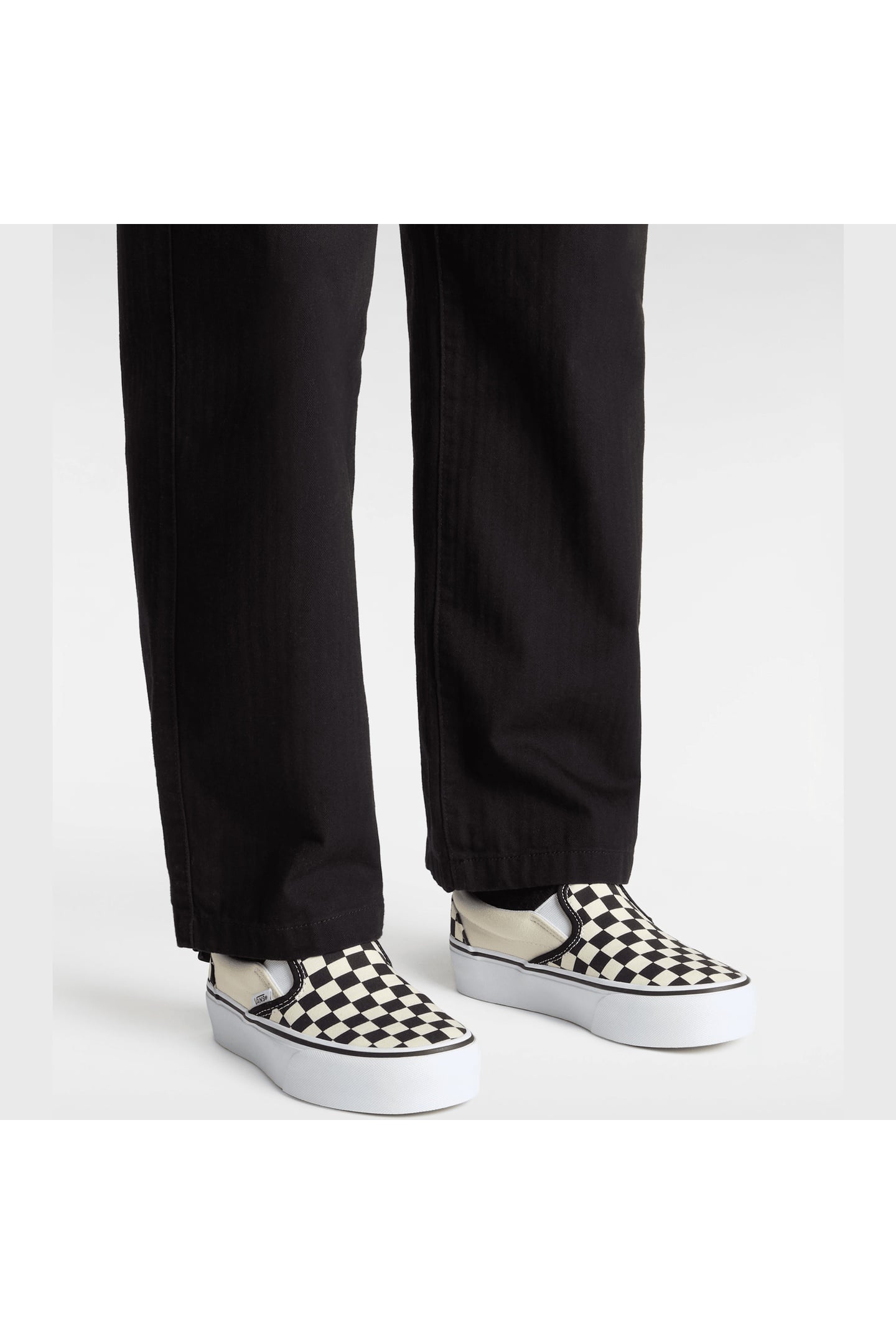 UNISEX CLASSIC SLIP-ON PLATFORM BLACK 4