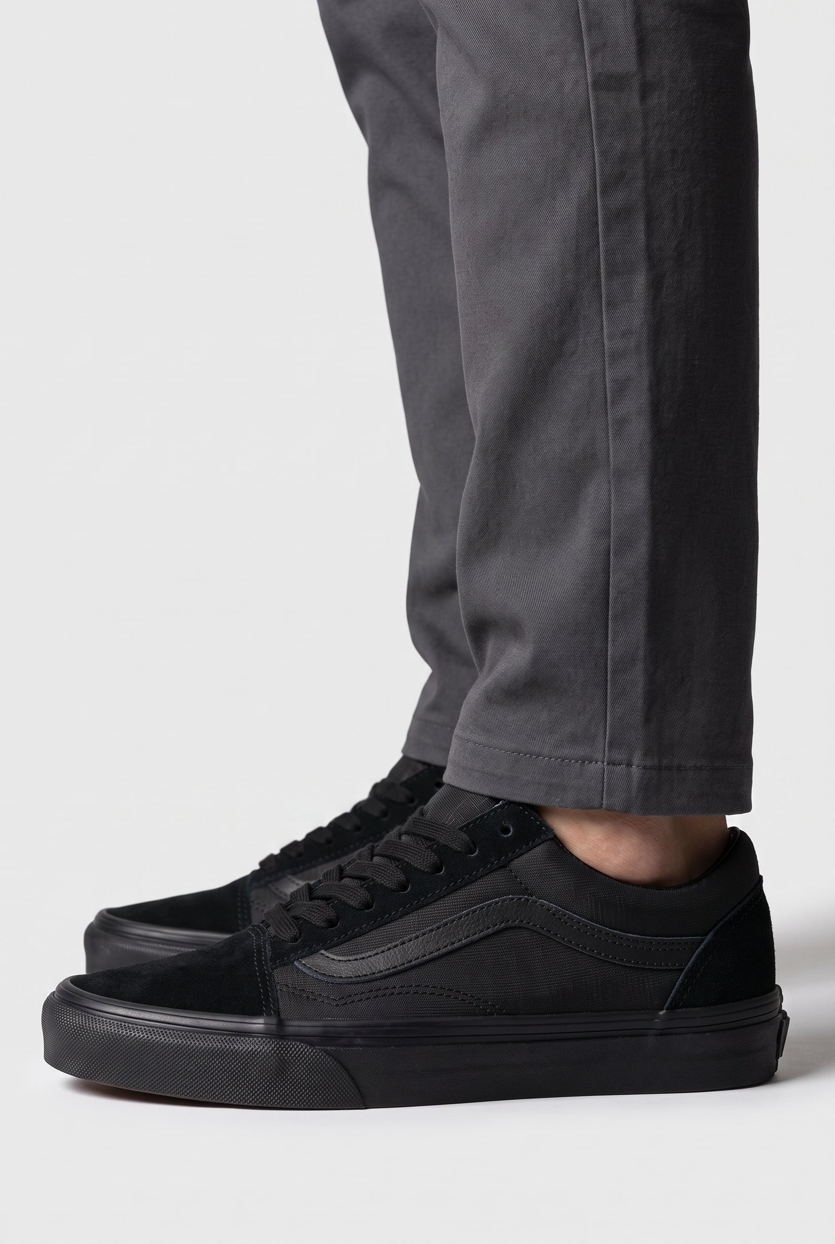 UNISEX OLD SKOOL BLACK 3