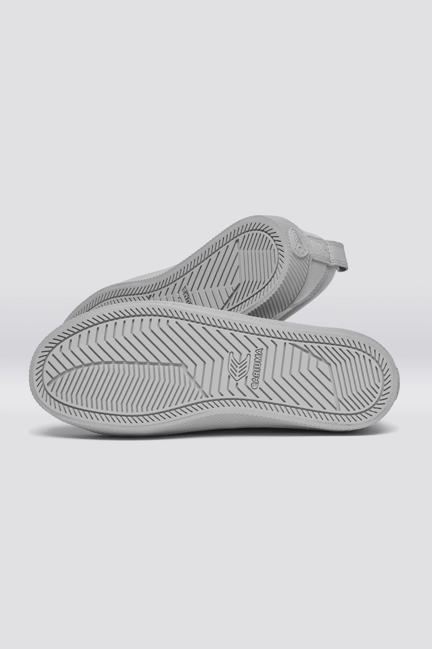 OCA PEBBLED LEATHER LIGHT GREY 6