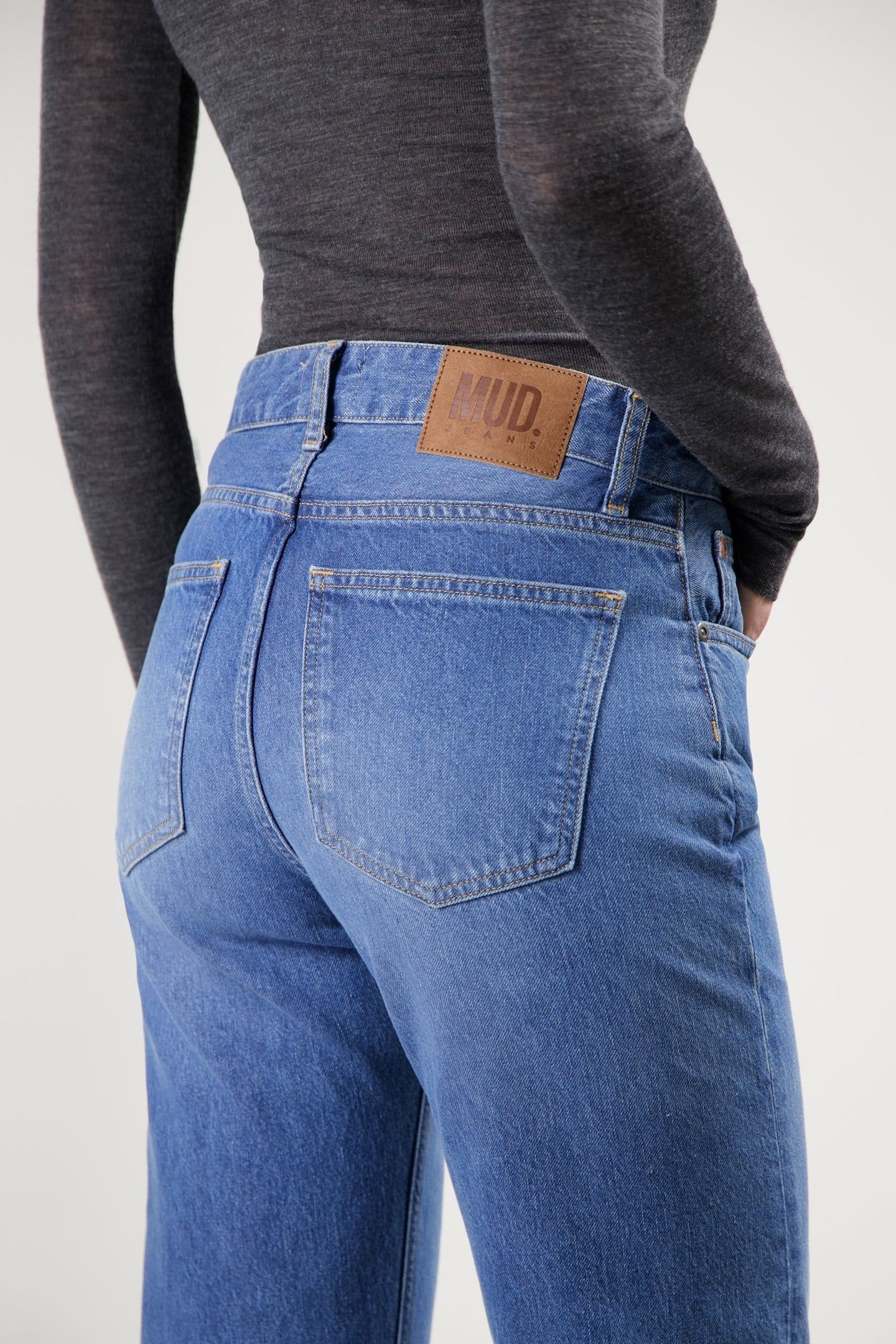 JAMIE MID LOOSE STONE INDIGO 8