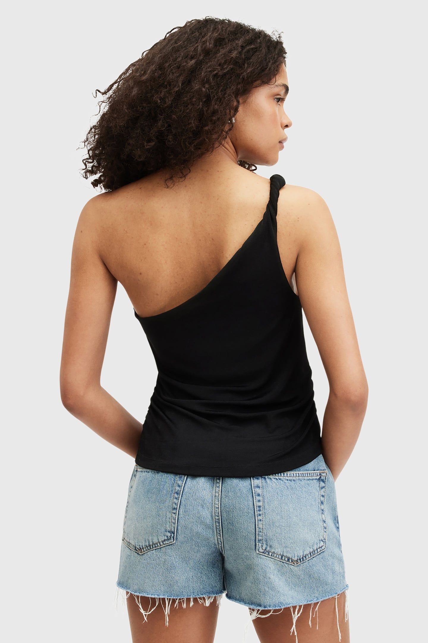 ECHO TOP BLACK 3
