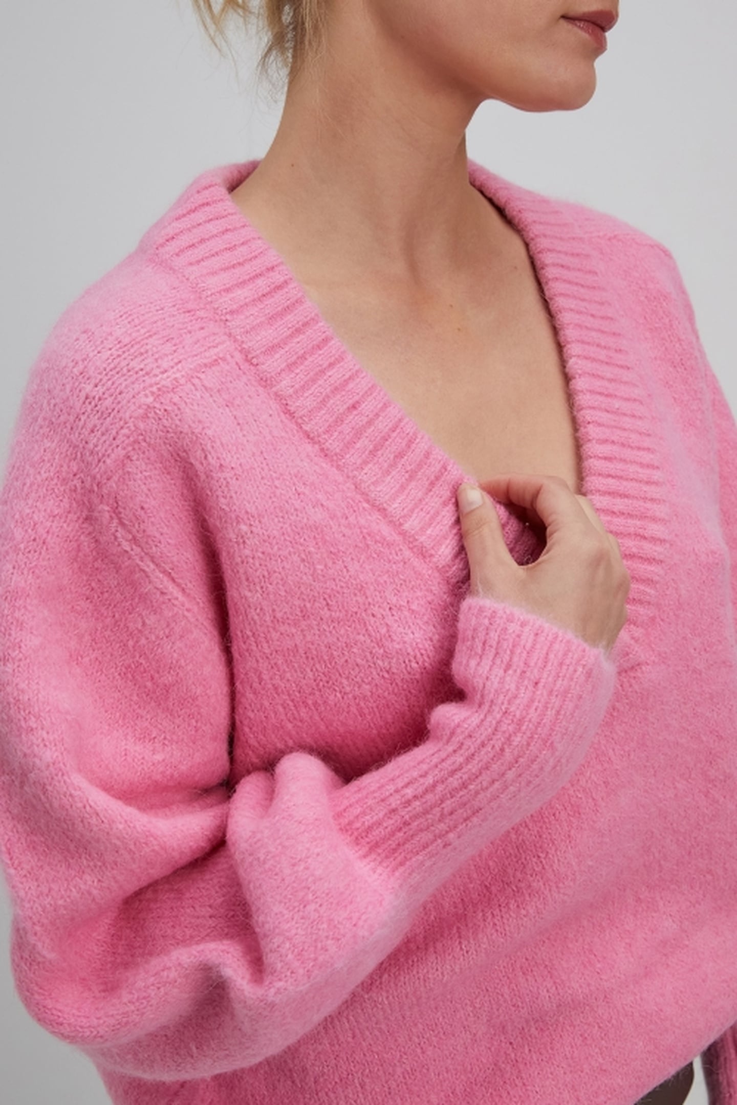 SUUS SWEATER BUBBLEGUM 4