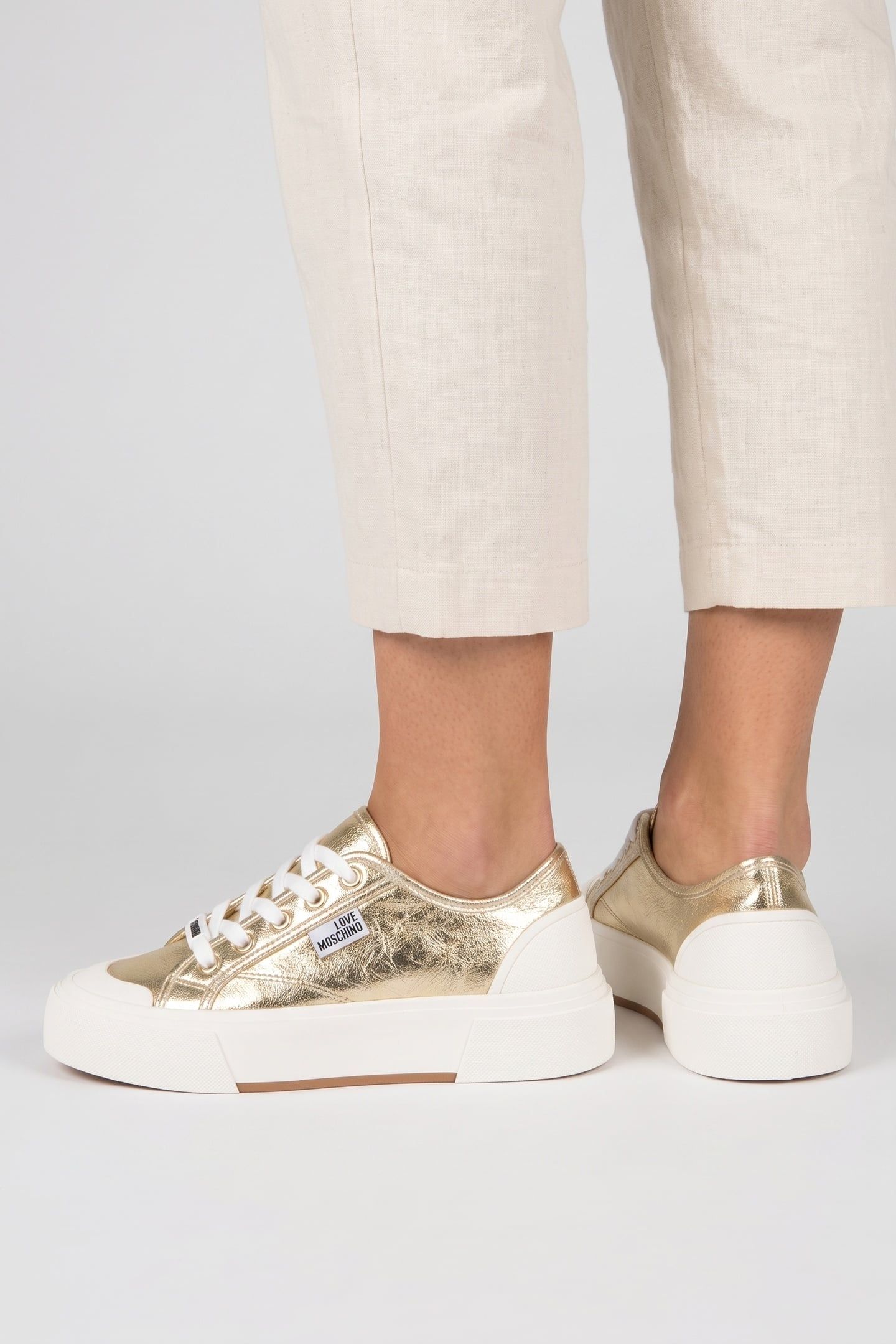 SNEAKERS WHITE 3