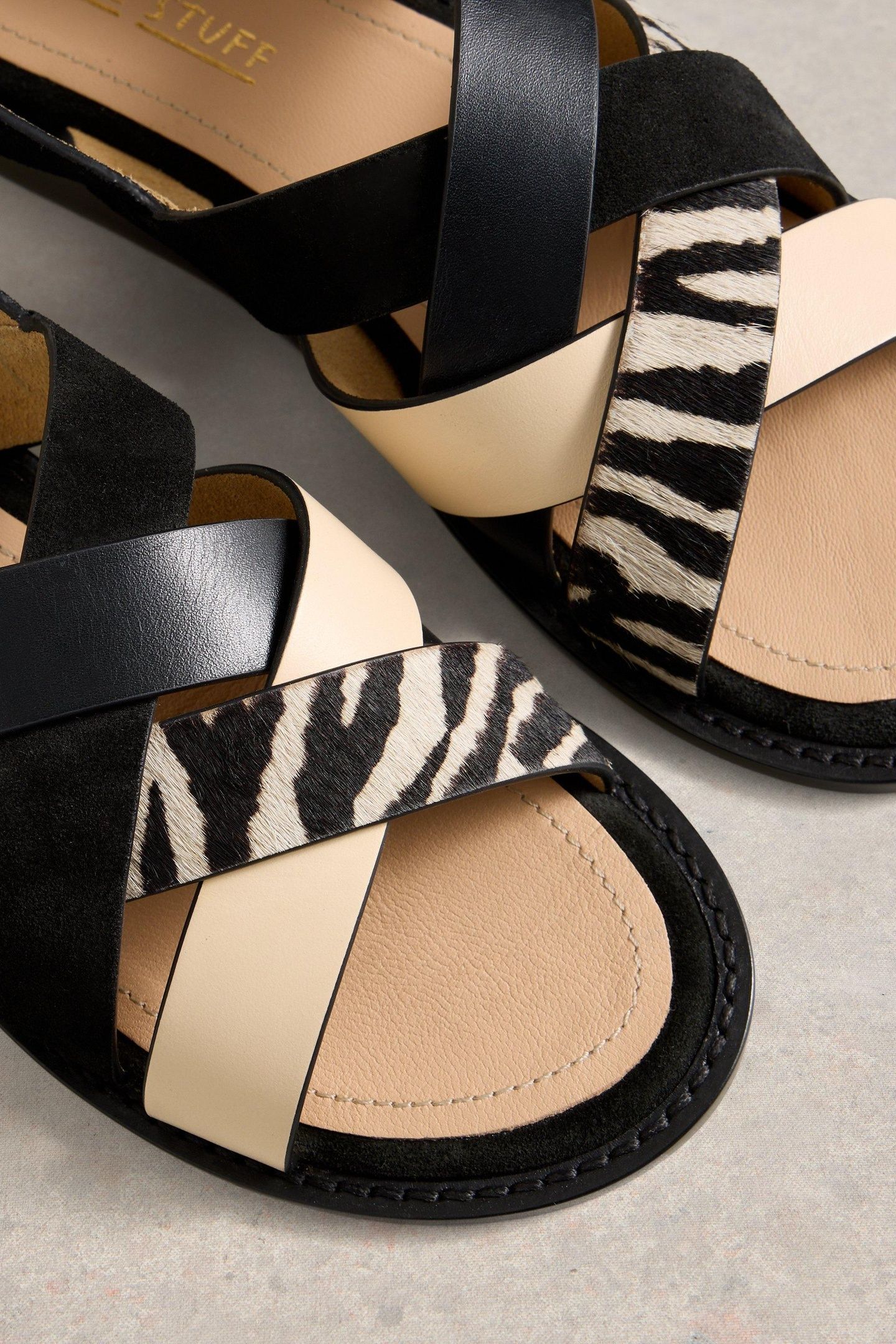 HOLLY MINI WEDGE SANDAL PURE BLACK 2